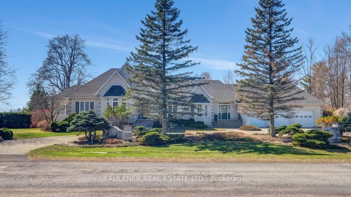 Photo 1 of 945 Fieldown Street, Ottawa, Cumberland Ridge — HOMEH