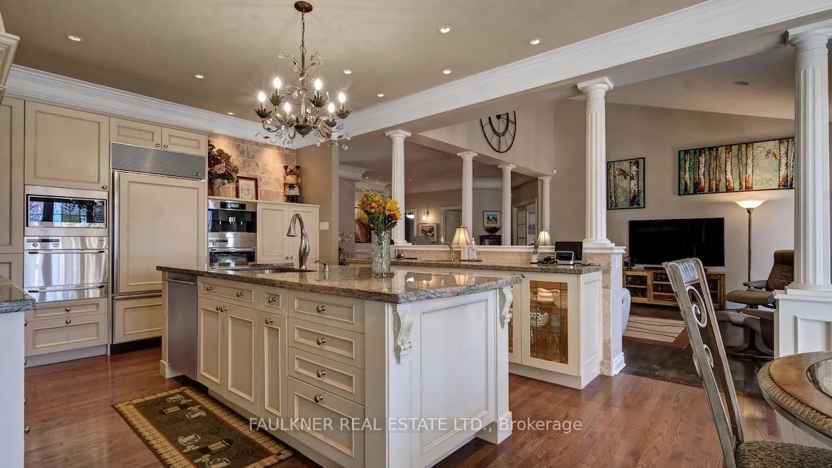 Photo 9 of 945 Fieldown Street, Ottawa, Cumberland Ridge — HOMEH