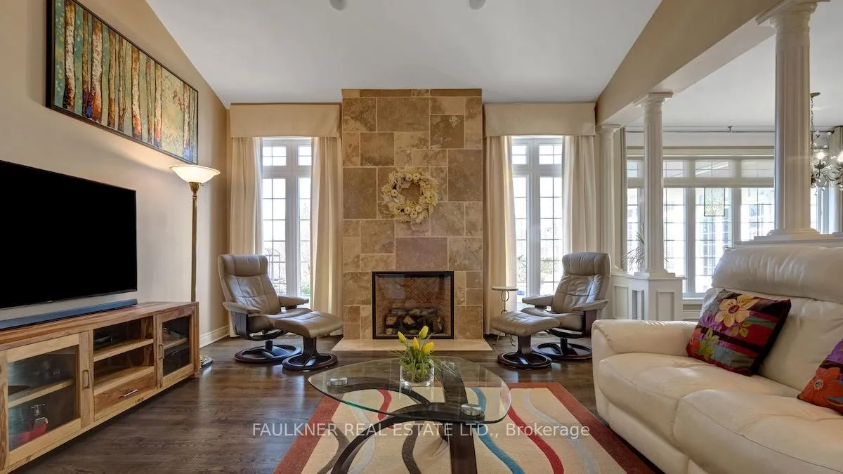 Photo 13 of 945 Fieldown Street, Ottawa, Cumberland Ridge — HOMEH