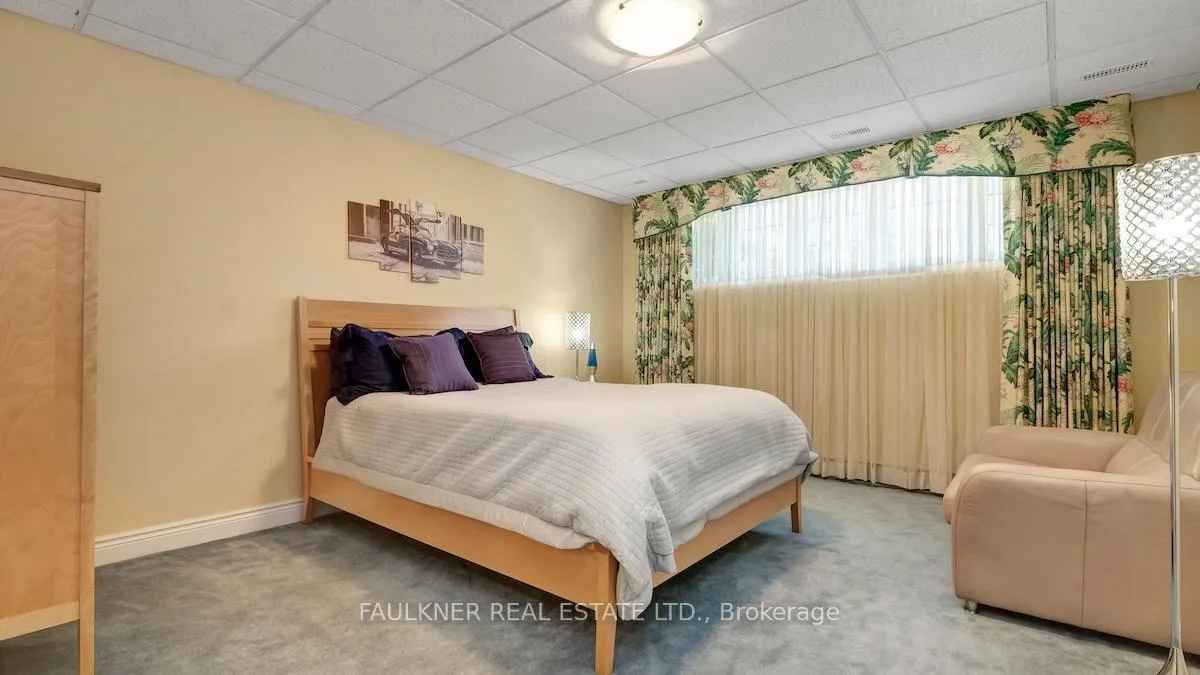 Photo 38 of 945 Fieldown Street, Ottawa, Cumberland Ridge — HOMEH
