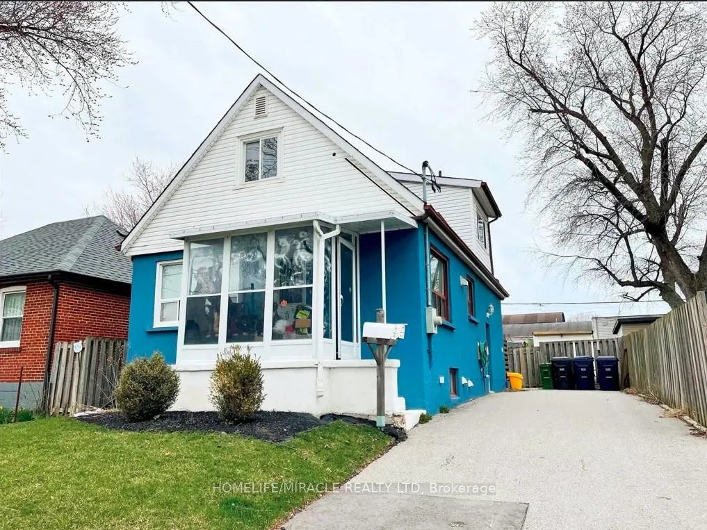 Front of Unit Entire House, 33 Jeavons Avenue