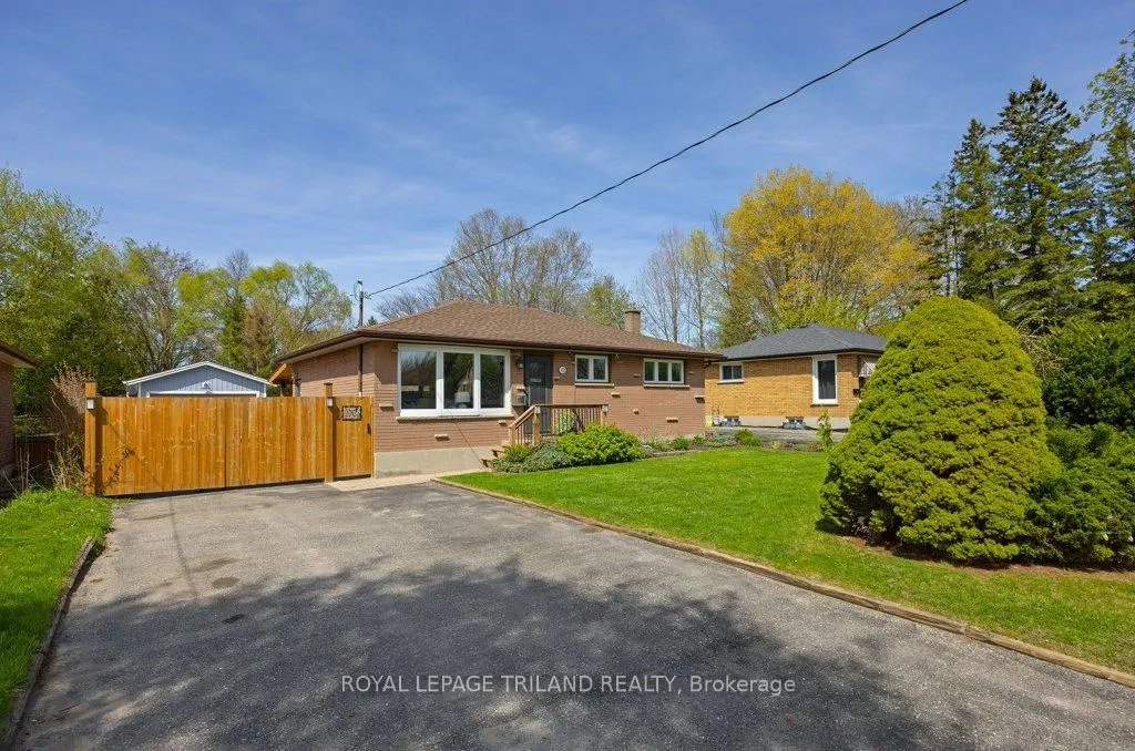 Photo 1 of 112 Burnside Drive, London, East I — HOMEH