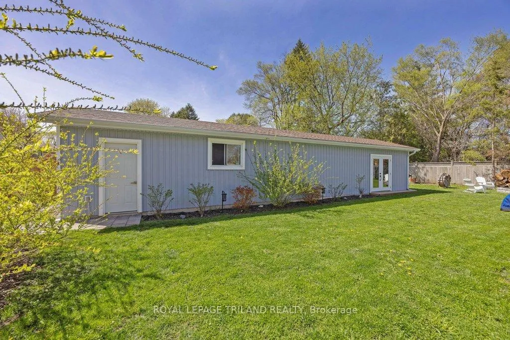 Photo 45 of 112 Burnside Drive, London, East I — HOMEH