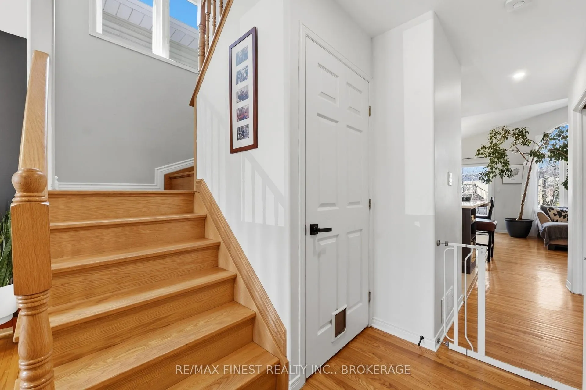 Photo 9 of 86 Dalgleish Avenue, Kingston, Kingston East (Incl Barret Crt) — HOMEH