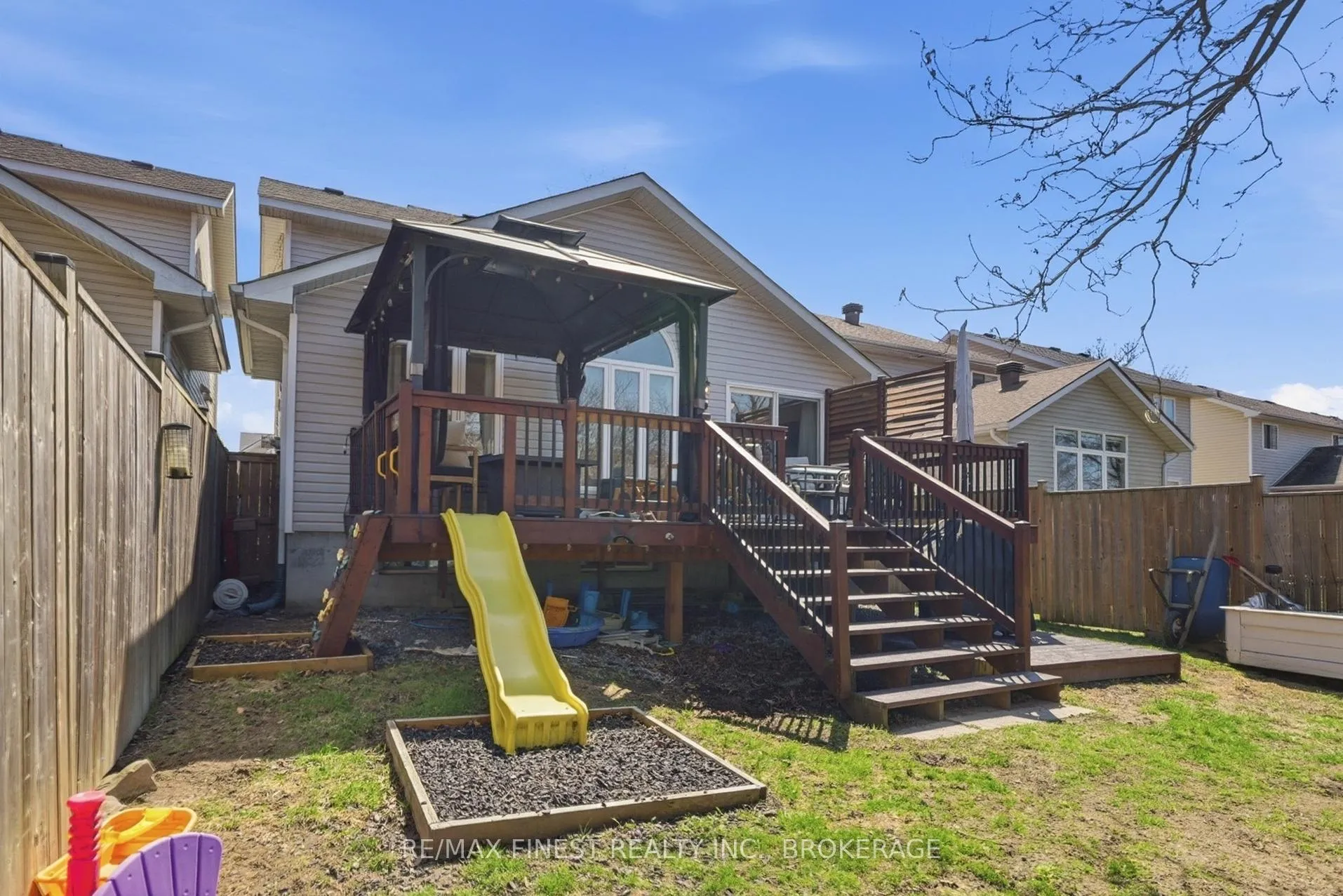 Photo 41 of 86 Dalgleish Avenue, Kingston, Kingston East (Incl Barret Crt) — HOMEH