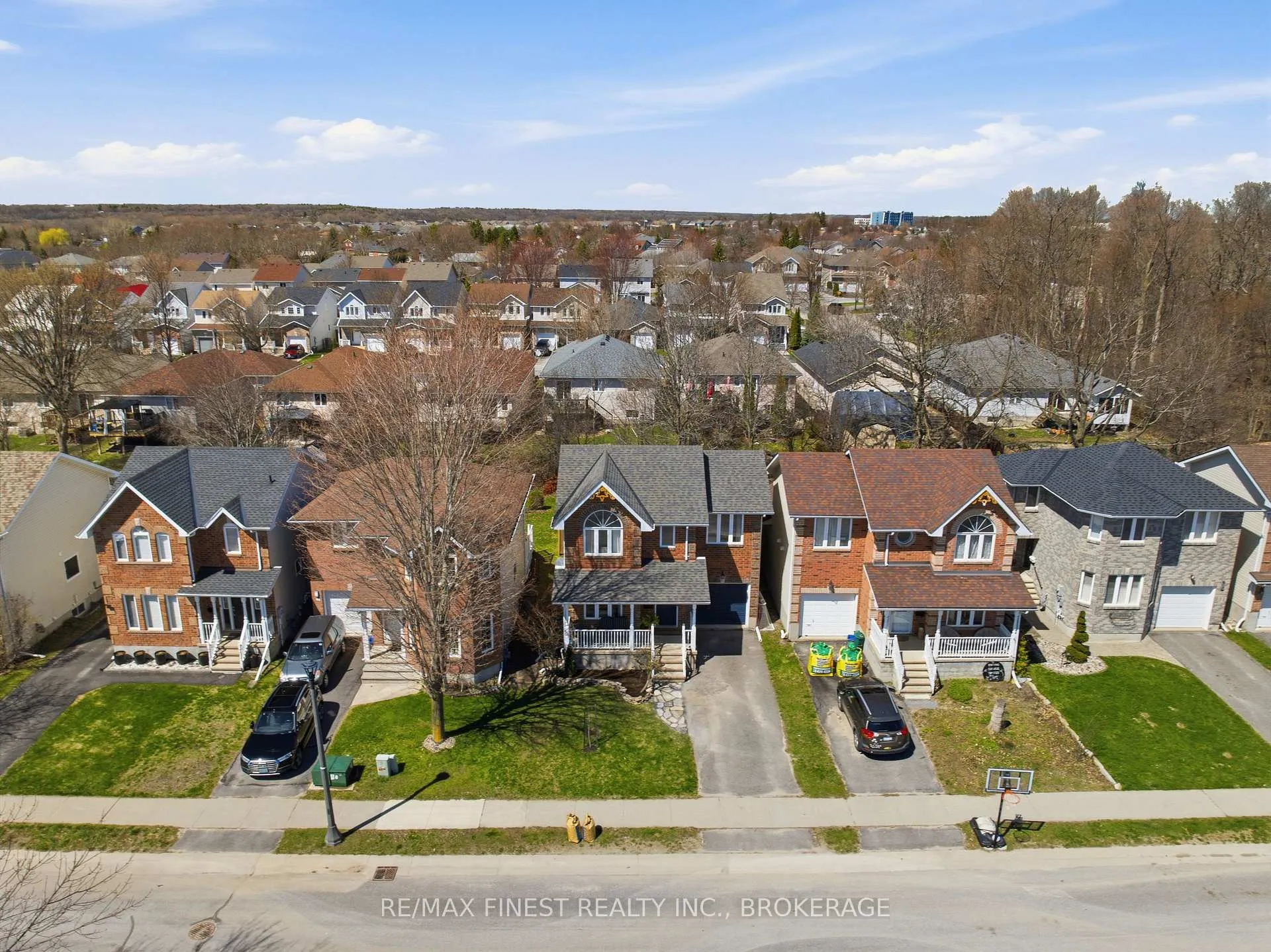Photo 46 of 86 Dalgleish Avenue, Kingston, Kingston East (Incl Barret Crt) — HOMEH