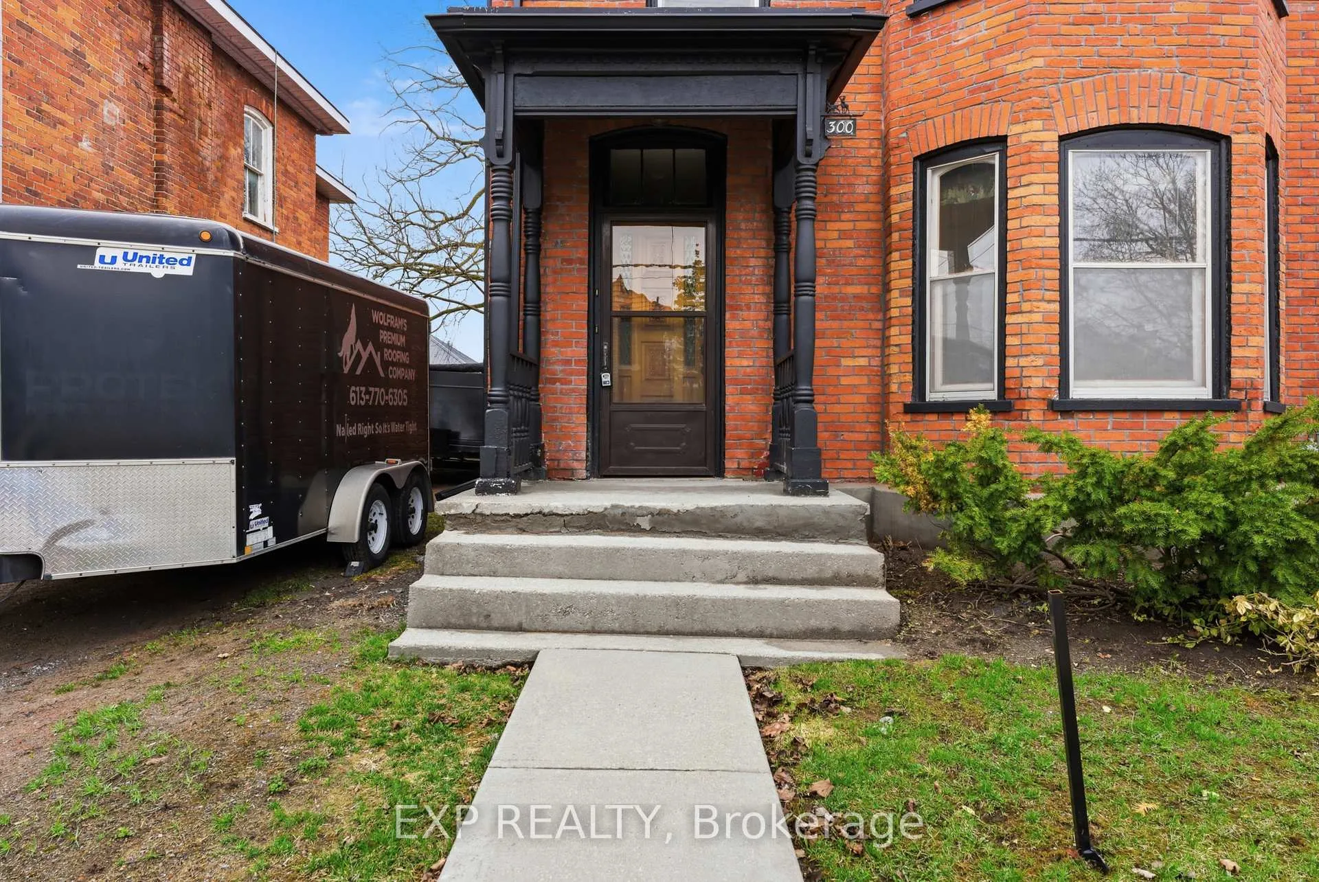 Photo 3 of 300 Charles Street, Belleville, Belleville Ward — HOMEH