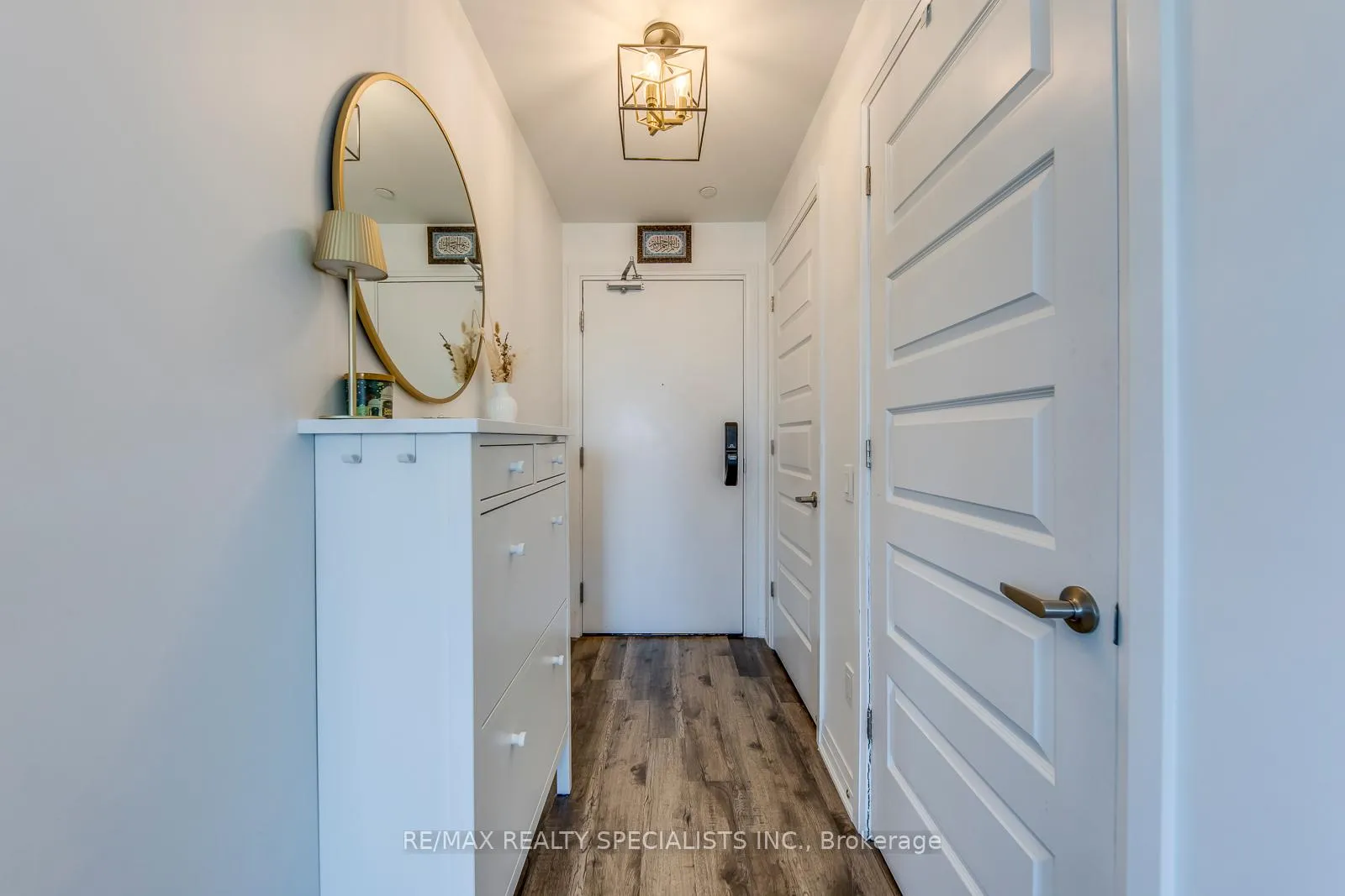 Photo 4 of Unit 201, 460 Gordon Krantz Avenue, Milton, Walker — HOMEH