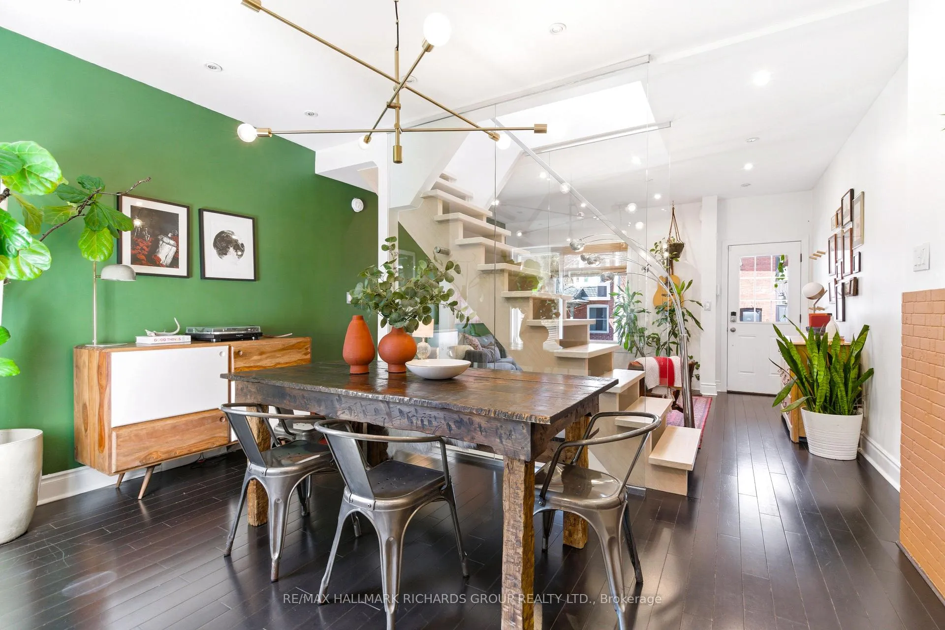 Photo 8 of 9 Winnifred Avenue, Toronto, South Riverdale — HOMEH