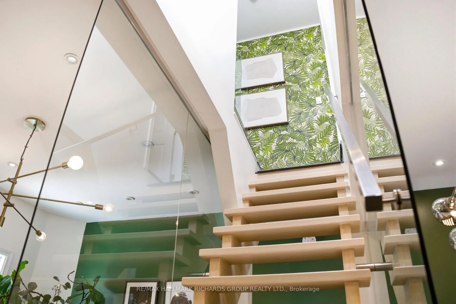 Photo 21 of 9 Winnifred Avenue, Toronto, South Riverdale — HOMEH