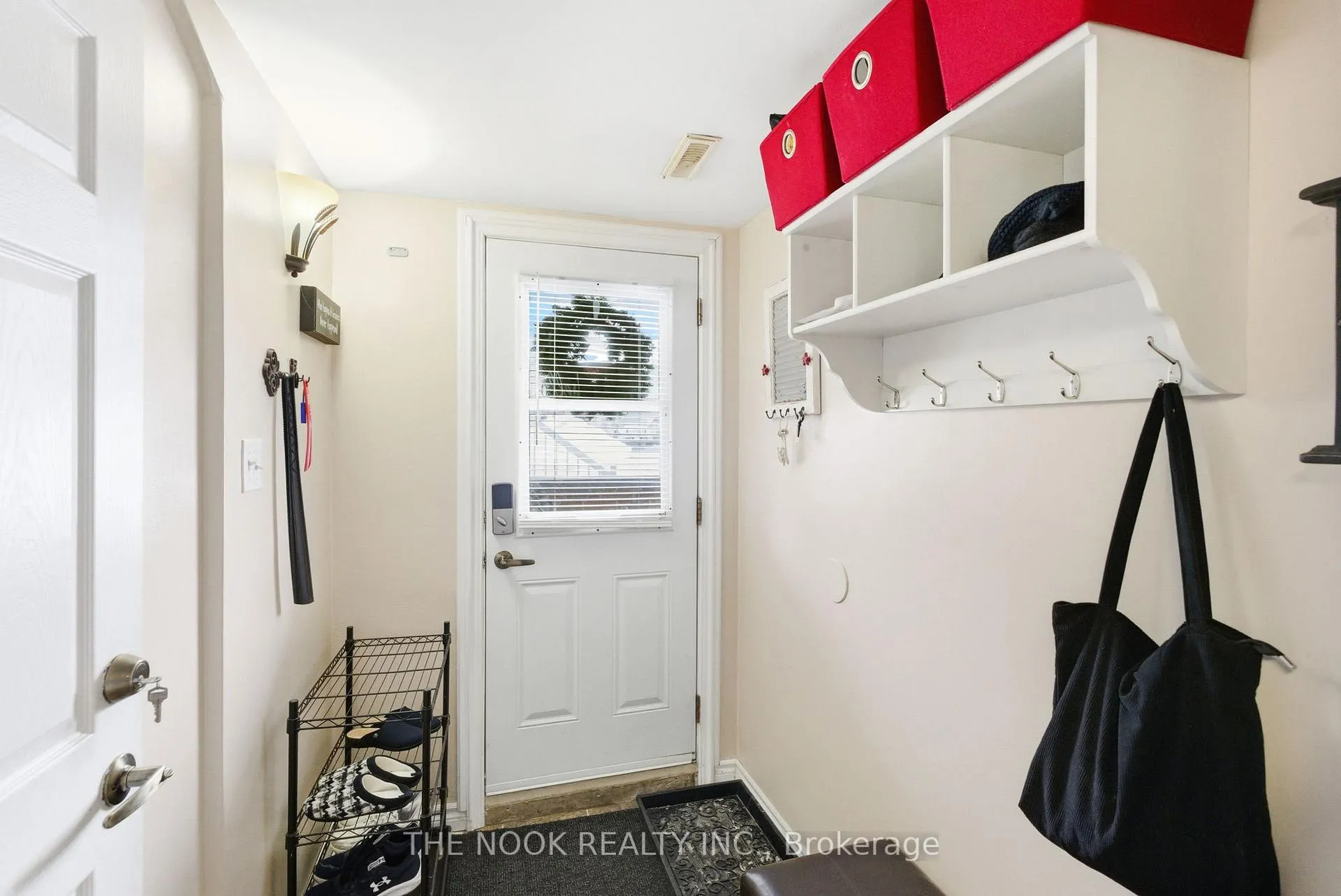 Photo 29 of 43 Prouse Drive, Brampton, Brampton North — HOMEH