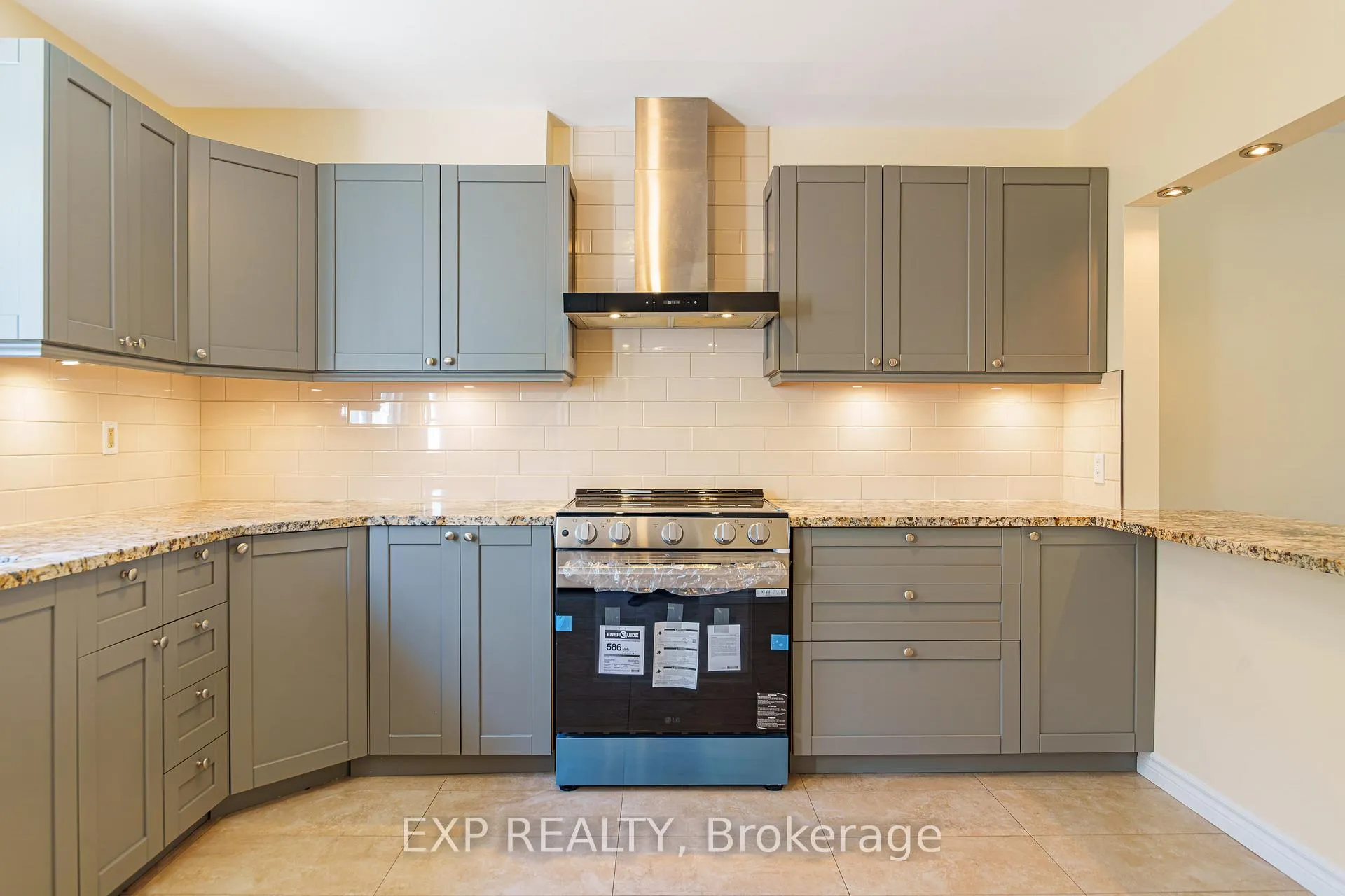 Photo 7 of 1518 Lepage Avenue, Ottawa, Carlington — HOMEH