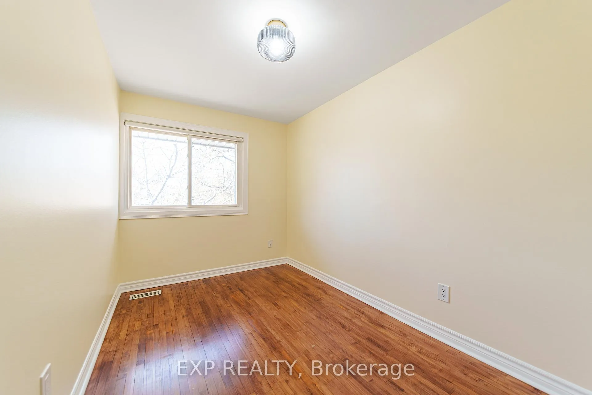 Photo 13 of 1518 Lepage Avenue, Ottawa, Carlington — HOMEH