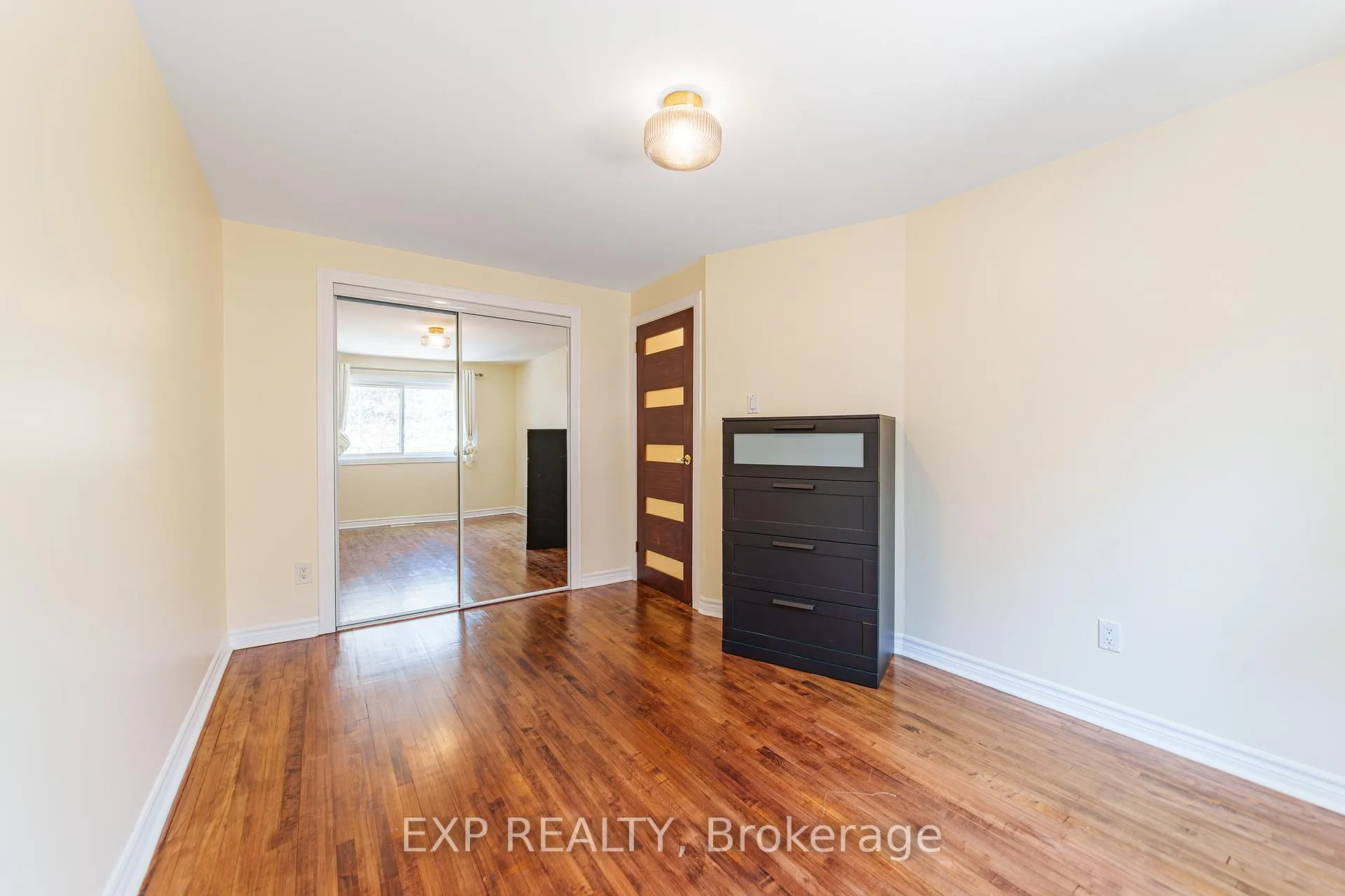 Photo 18 of 1518 Lepage Avenue, Ottawa, Carlington — HOMEH