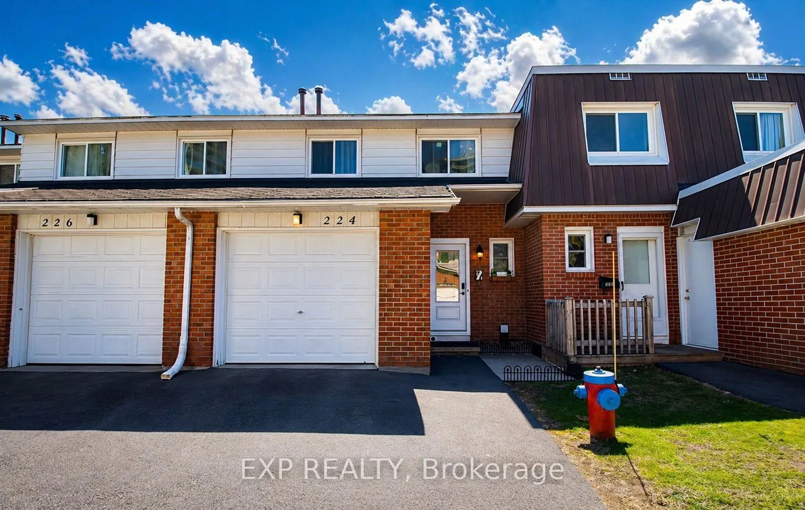 Front of Unit 81, 224 Romulus Private