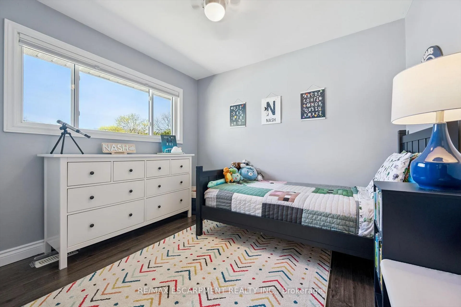 Photo 17 of 1311 Royal Drive, Burlington, Mountainside — HOMEH