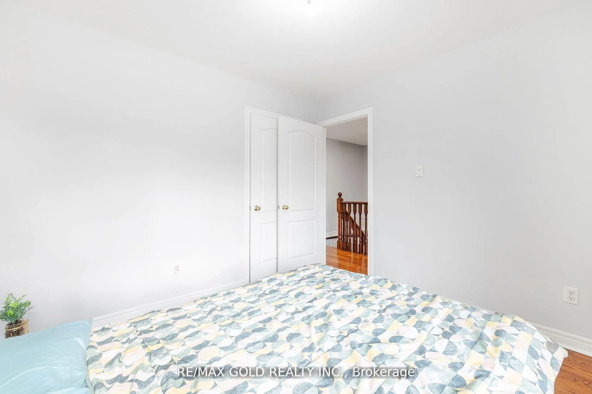 Photo 30 of 17 Dovesong Drive, Brampton, Sandringham-Wellington — HOMEH