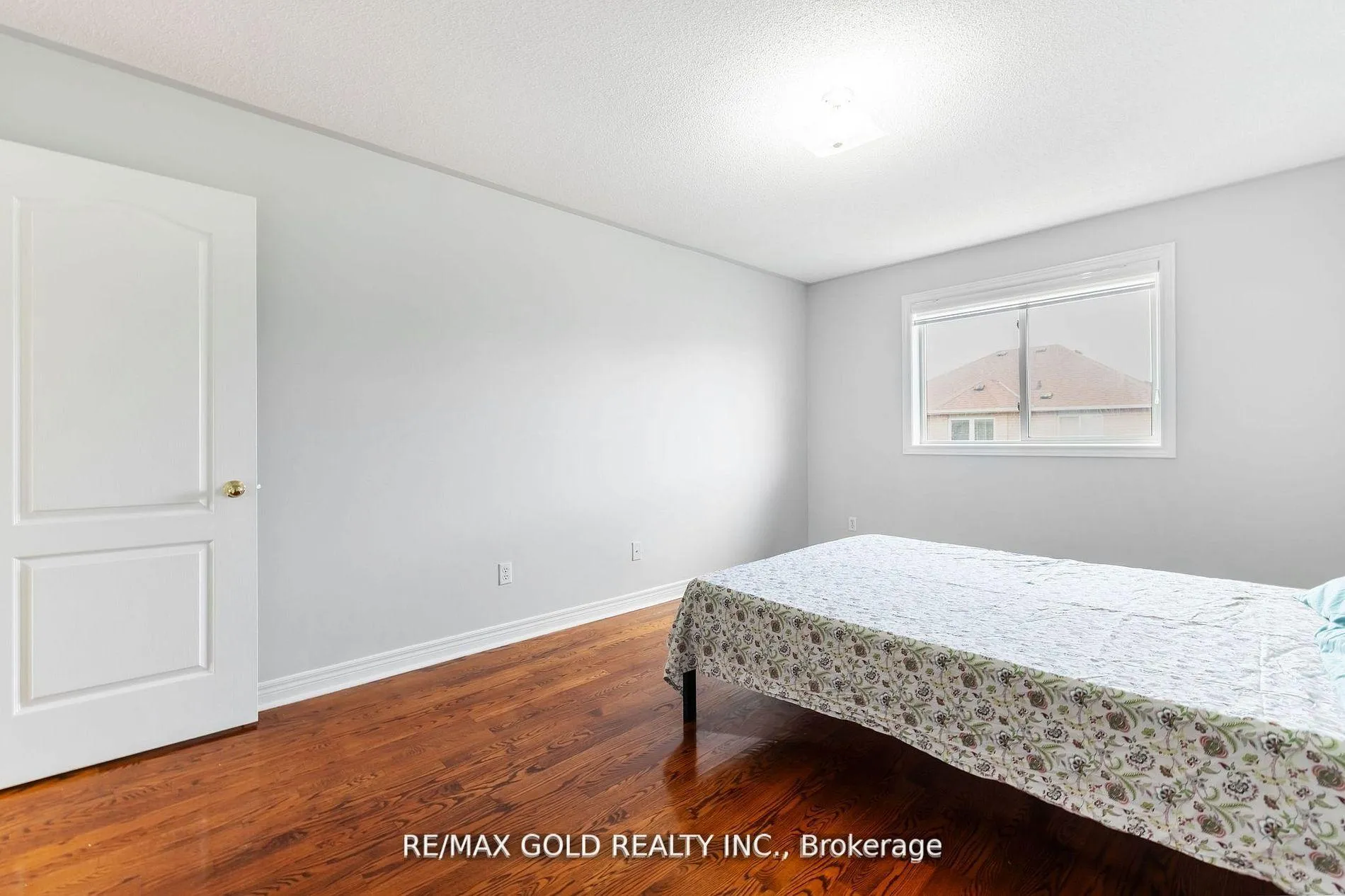 Photo 35 of 17 Dovesong Drive, Brampton, Sandringham-Wellington — HOMEH