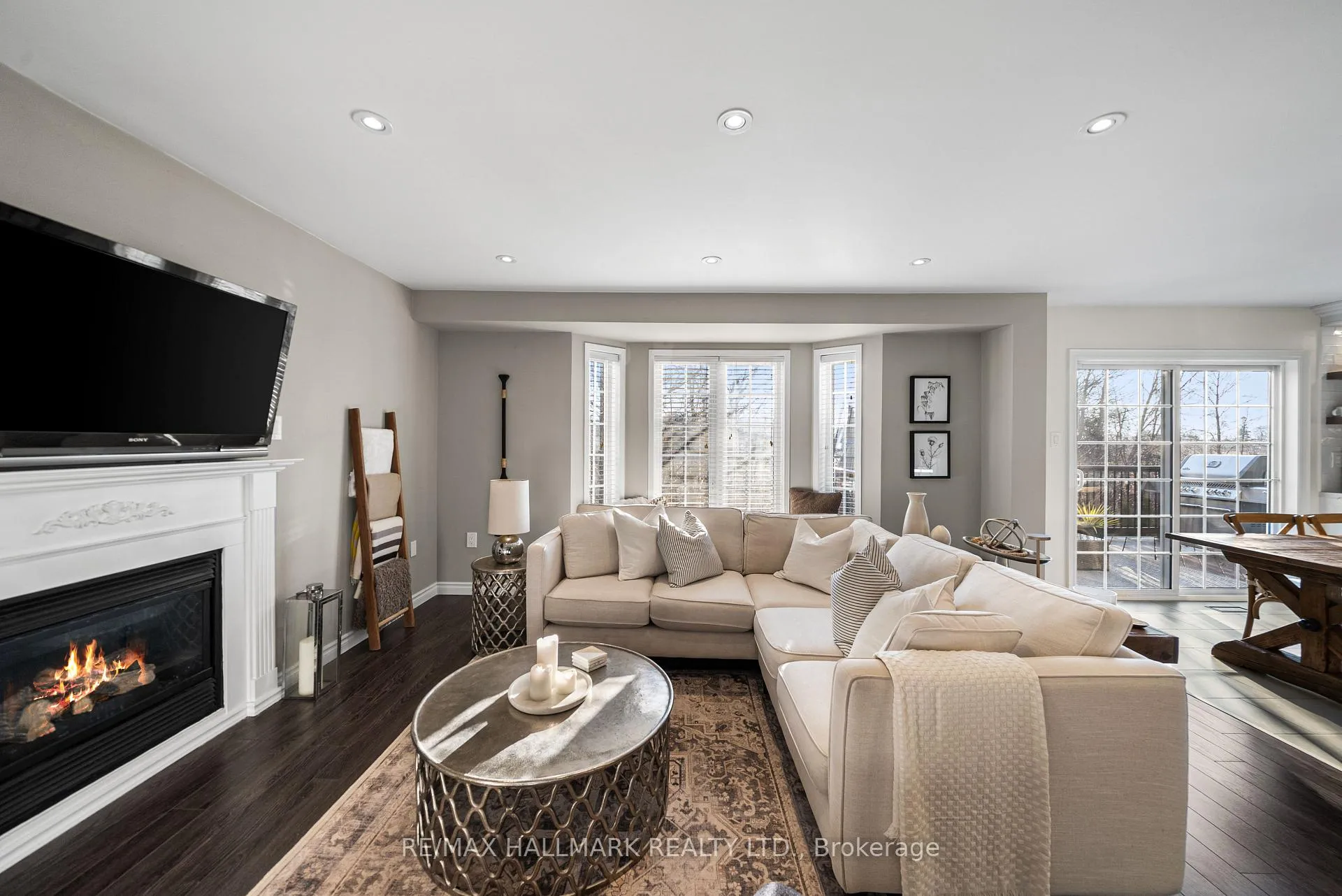 Photo 12 of 42 Moynahan Crescent, Ajax, South East — HOMEH