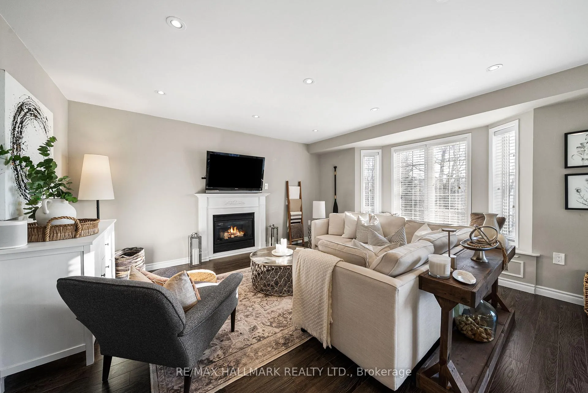 Photo 13 of 42 Moynahan Crescent, Ajax, South East — HOMEH