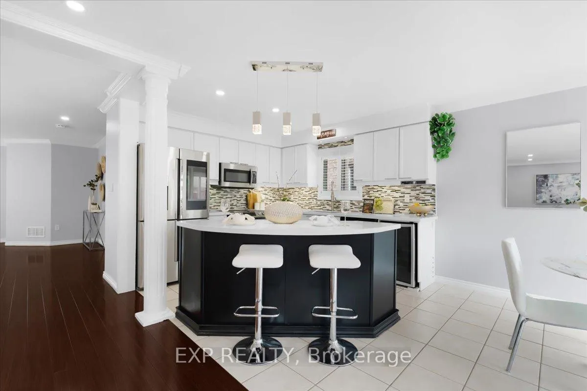 Photo 11 of 67 El Camino Way, Brampton, Fletcher's Meadow — HOMEH
