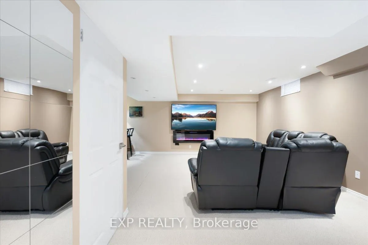 Photo 34 of 67 El Camino Way, Brampton, Fletcher's Meadow — HOMEH