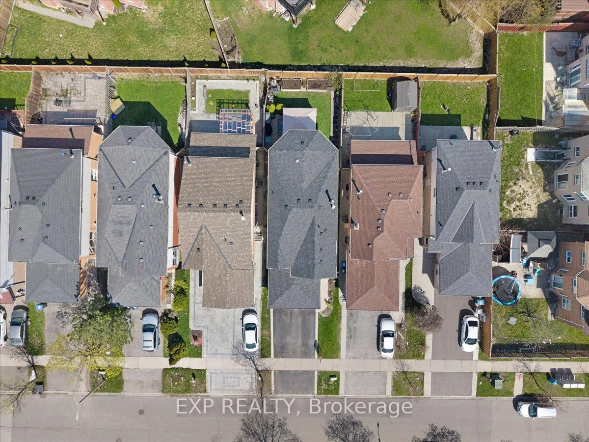 Photo 46 of 35 Trammell Lane, Brampton, Fletcher's West — HOMEH