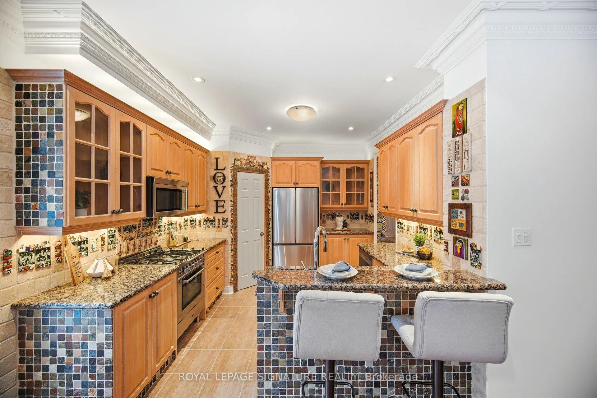Photo 12 of 1592 Hallstone Road, Brampton, Bram West — HOMEH