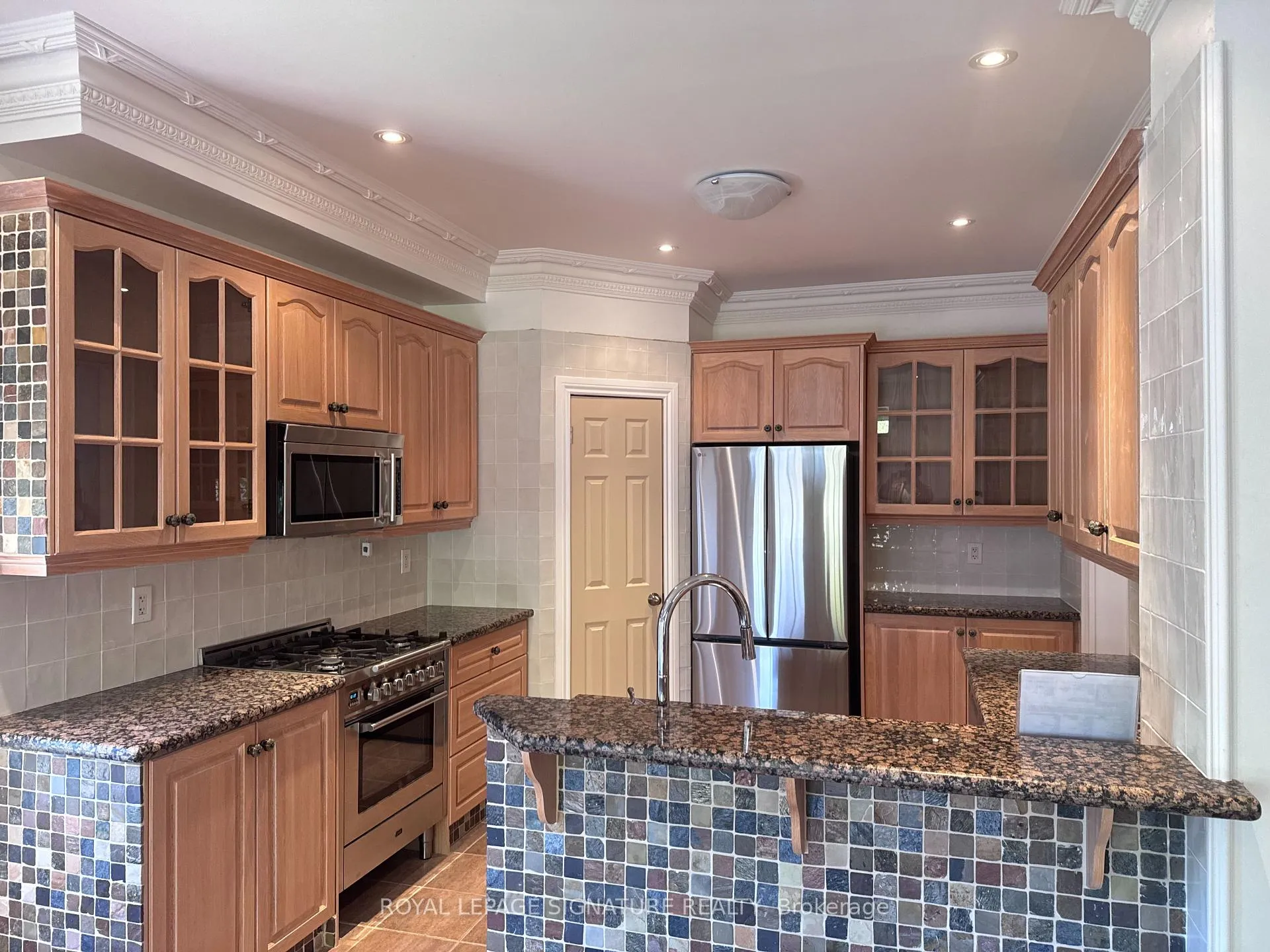 Photo 13 of 1592 Hallstone Road, Brampton, Bram West — HOMEH