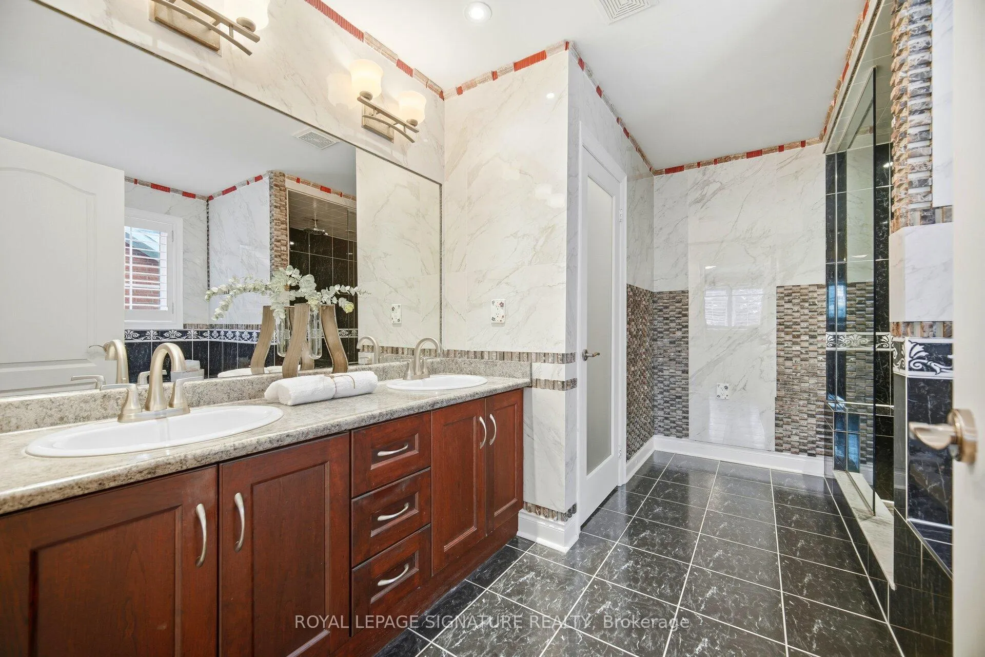 Photo 25 of 1592 Hallstone Road, Brampton, Bram West — HOMEH