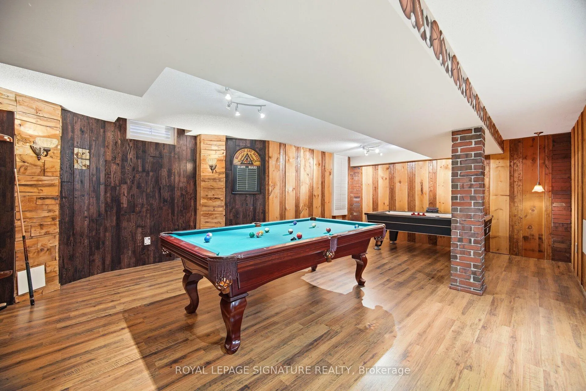 Photo 36 of 1592 Hallstone Road, Brampton, Bram West — HOMEH