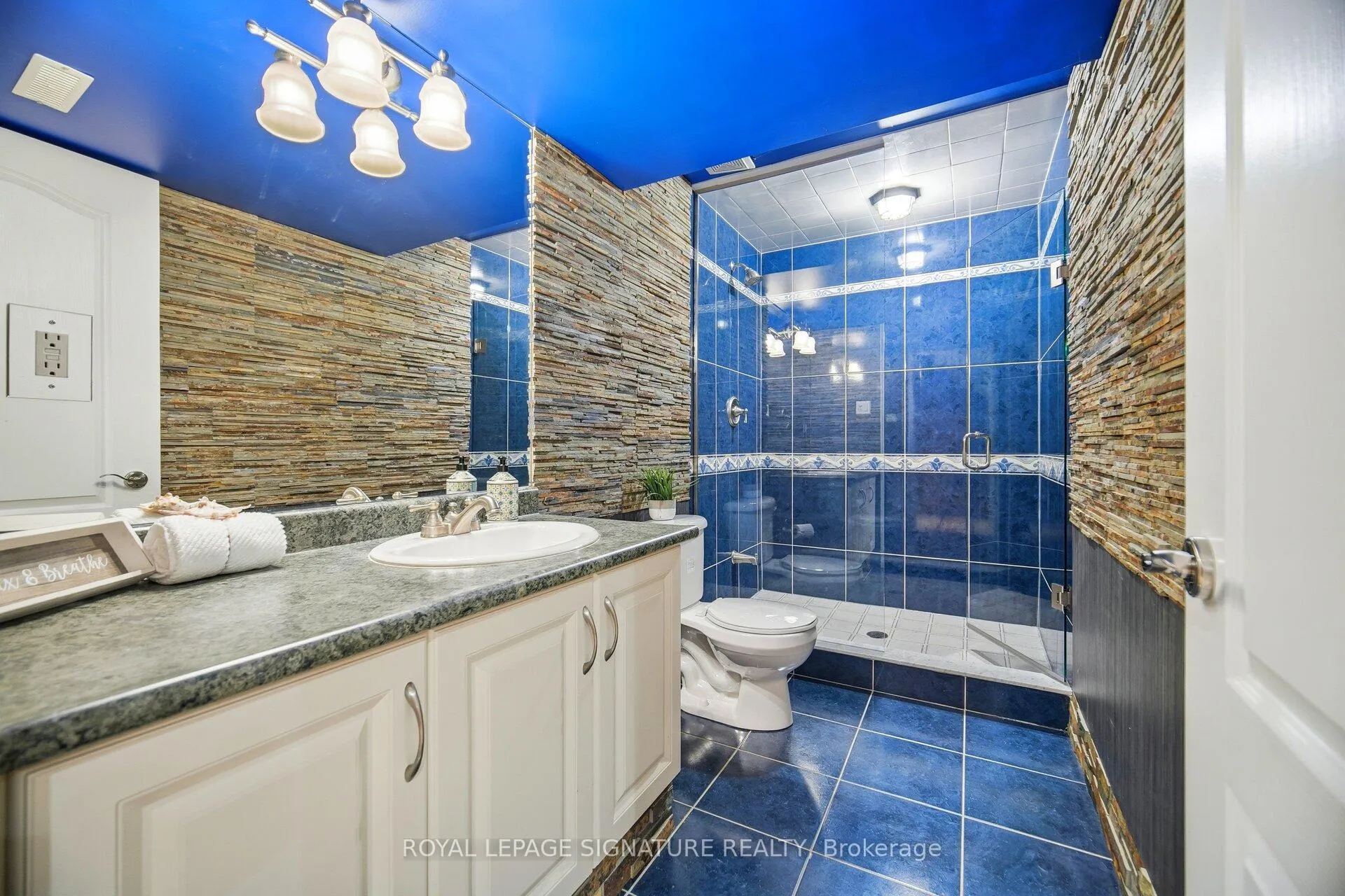 Photo 48 of 1592 Hallstone Road, Brampton, Bram West — HOMEH