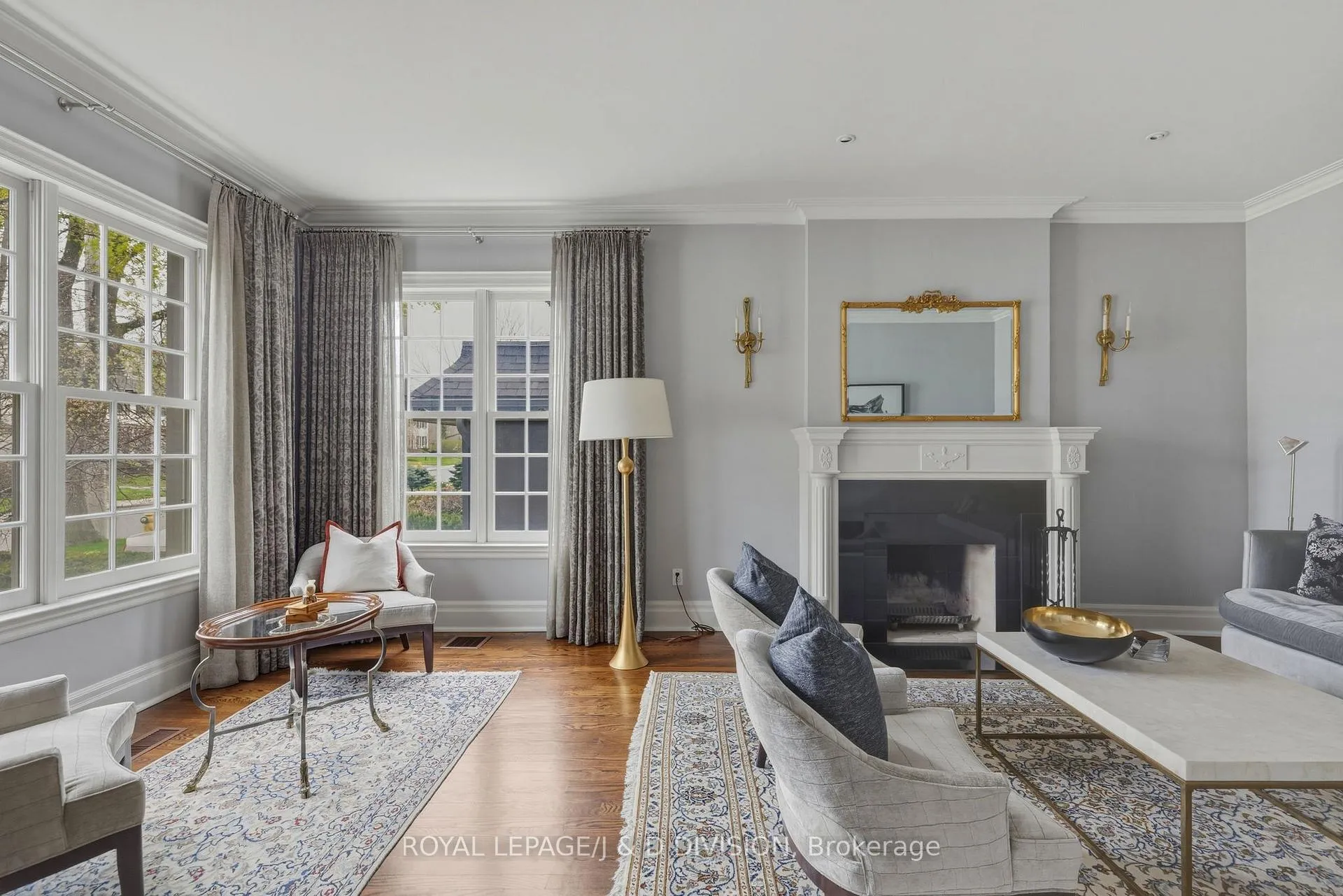 Photo 5 of 118 Strathallan Boulevard, Toronto, Lawrence Park South — HOMEH