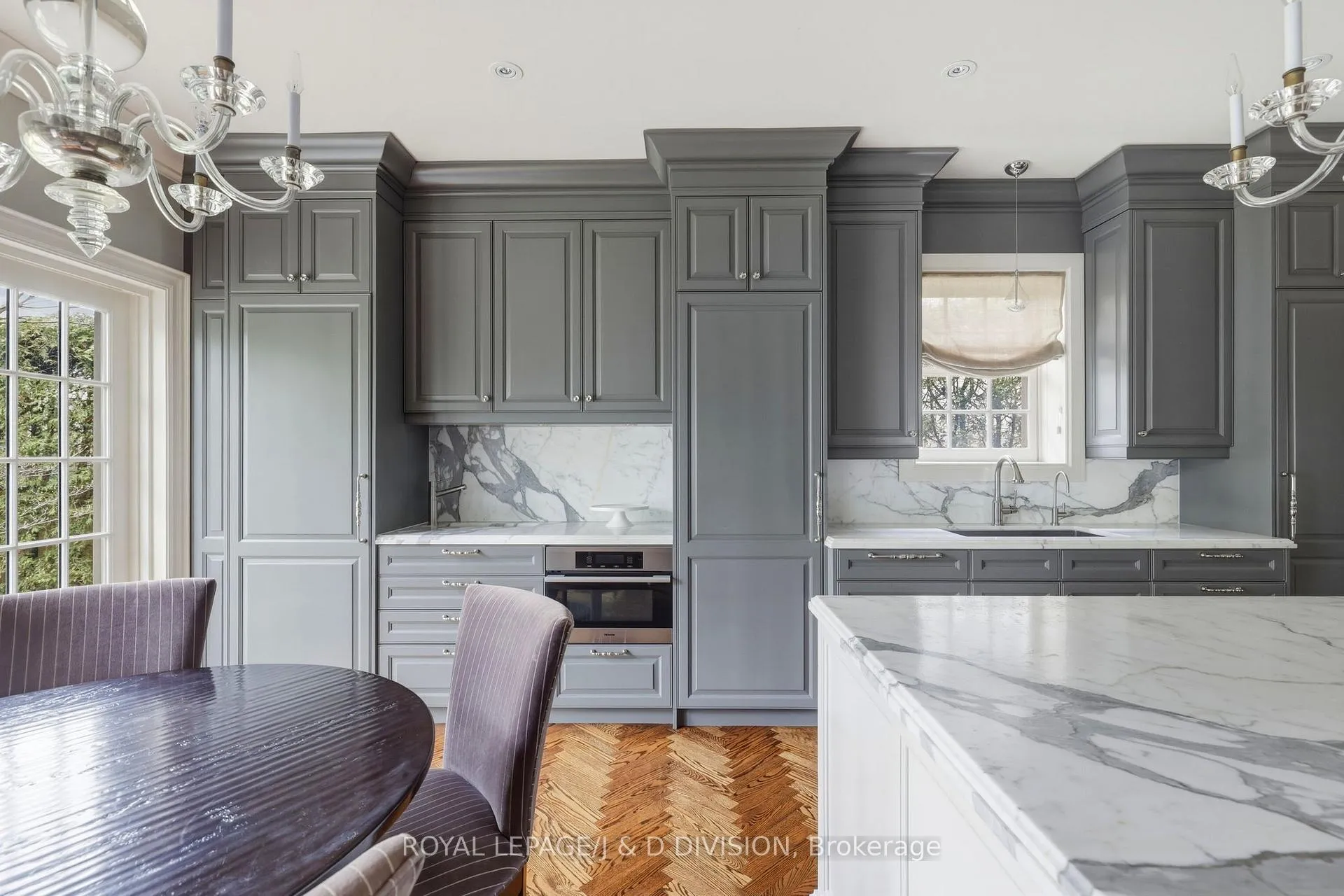 Photo 9 of 118 Strathallan Boulevard, Toronto, Lawrence Park South — HOMEH