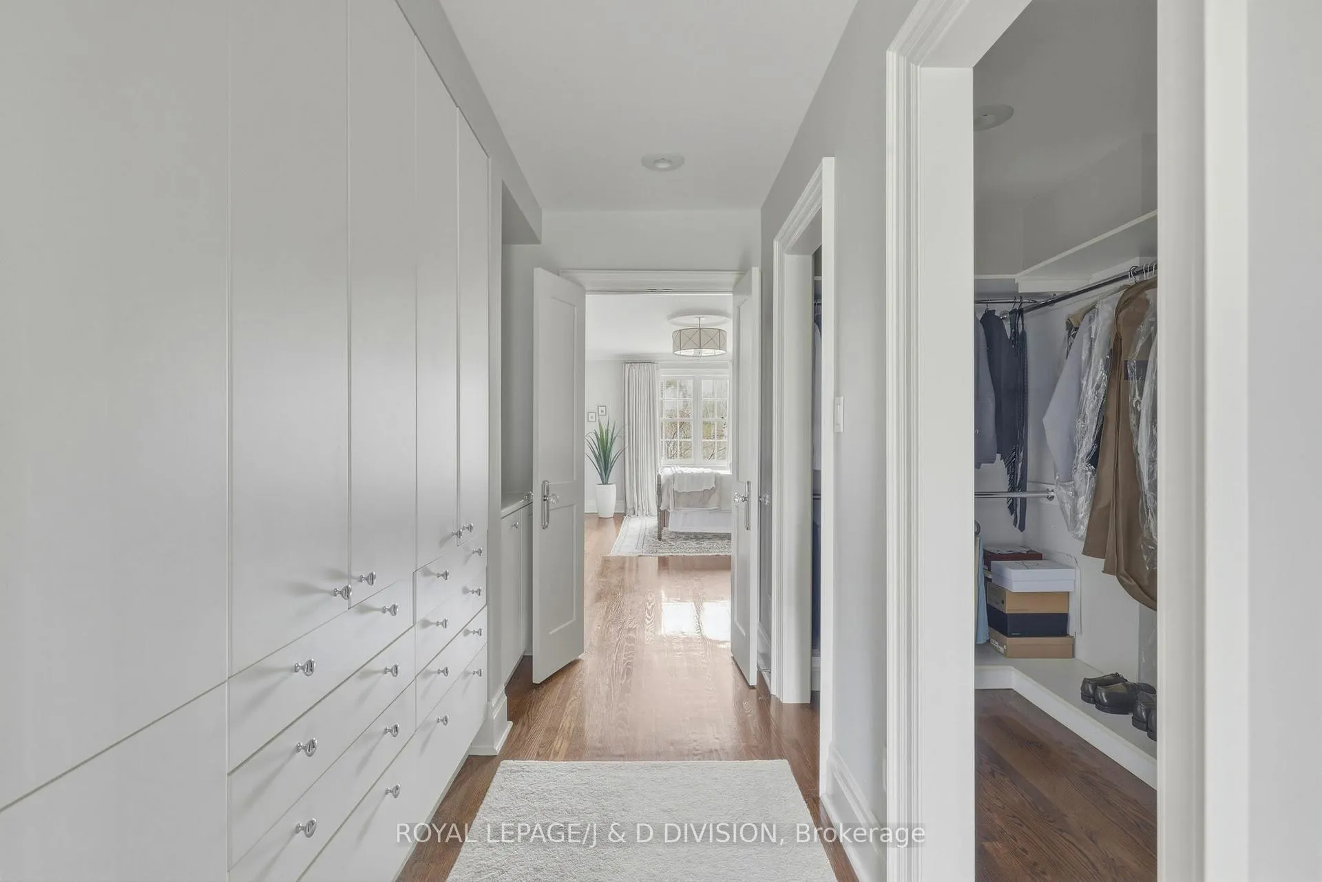 Photo 16 of 118 Strathallan Boulevard, Toronto, Lawrence Park South — HOMEH