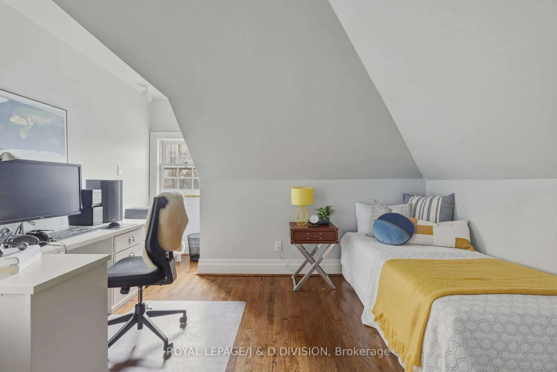 Photo 27 of 118 Strathallan Boulevard, Toronto, Lawrence Park South — HOMEH