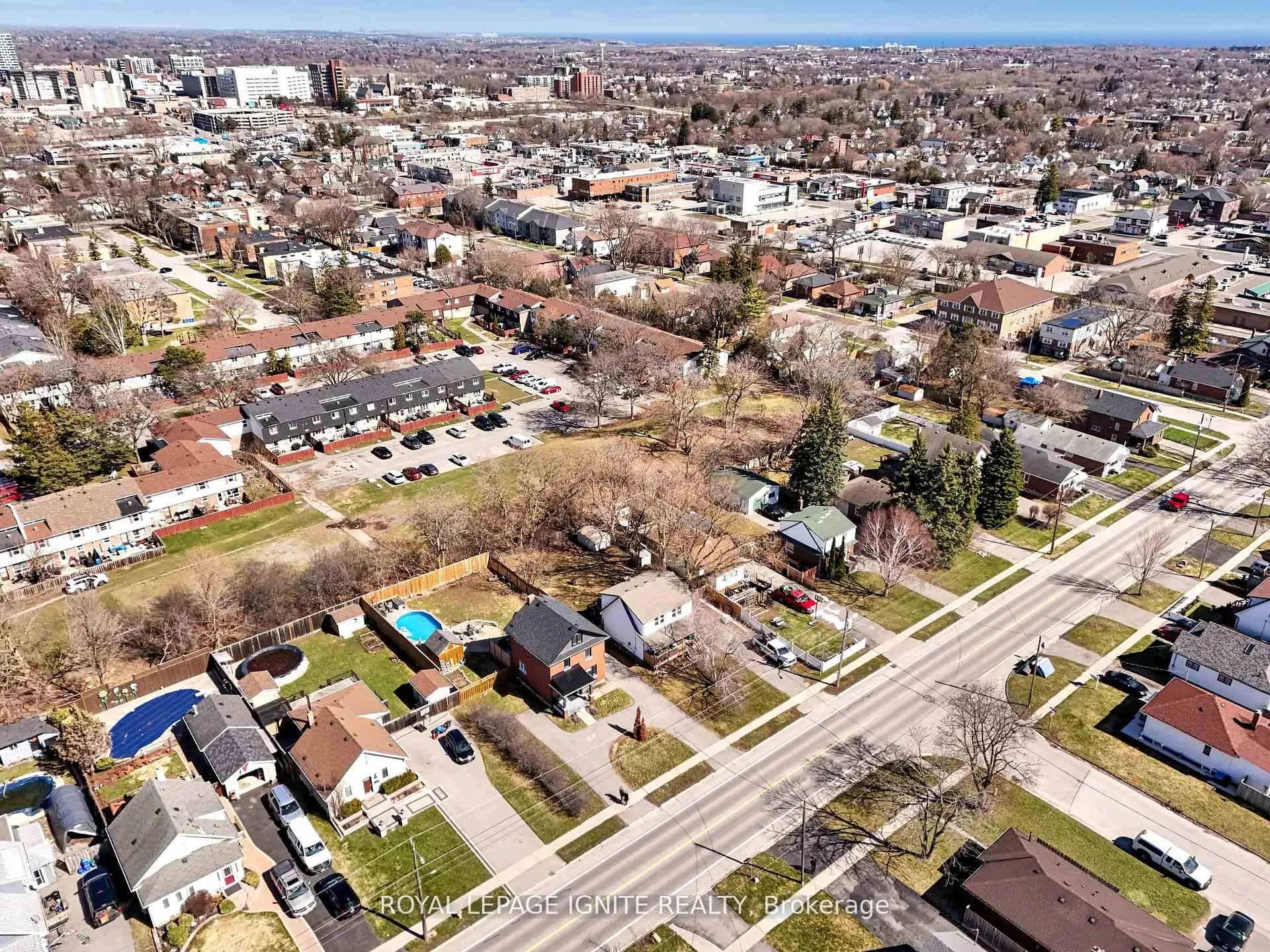 Photo 48 of 101 Gibbons Street, Oshawa, McLaughlin — HOMEH
