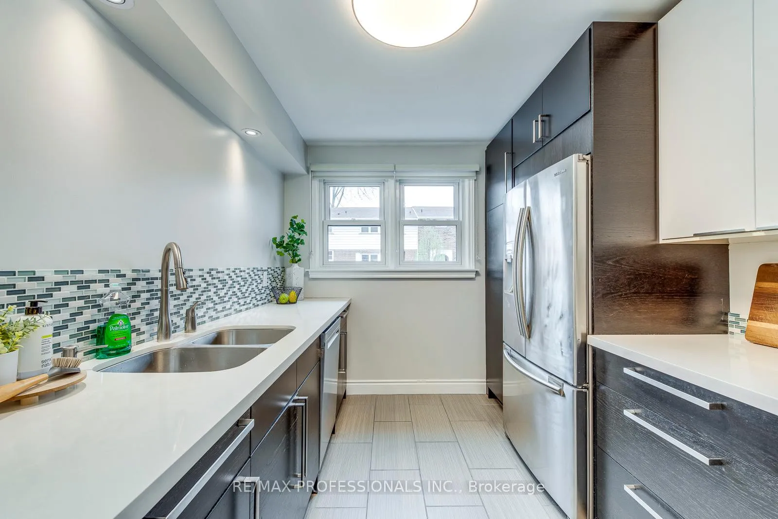 Photo 7 of Unit 18, 17 Centennial Park Road, Etobicoke, Eringate-Centennial-West Deane — HOMEH