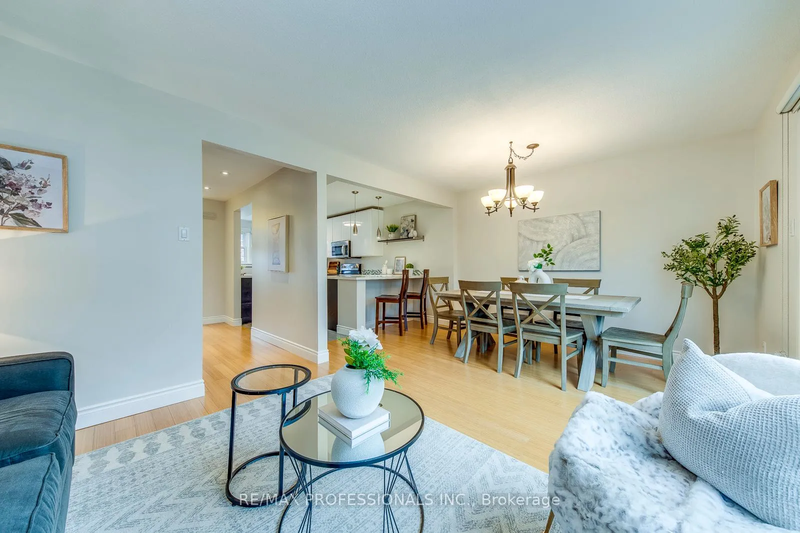 Photo 16 of Unit 18, 17 Centennial Park Road, Etobicoke, Eringate-Centennial-West Deane — HOMEH