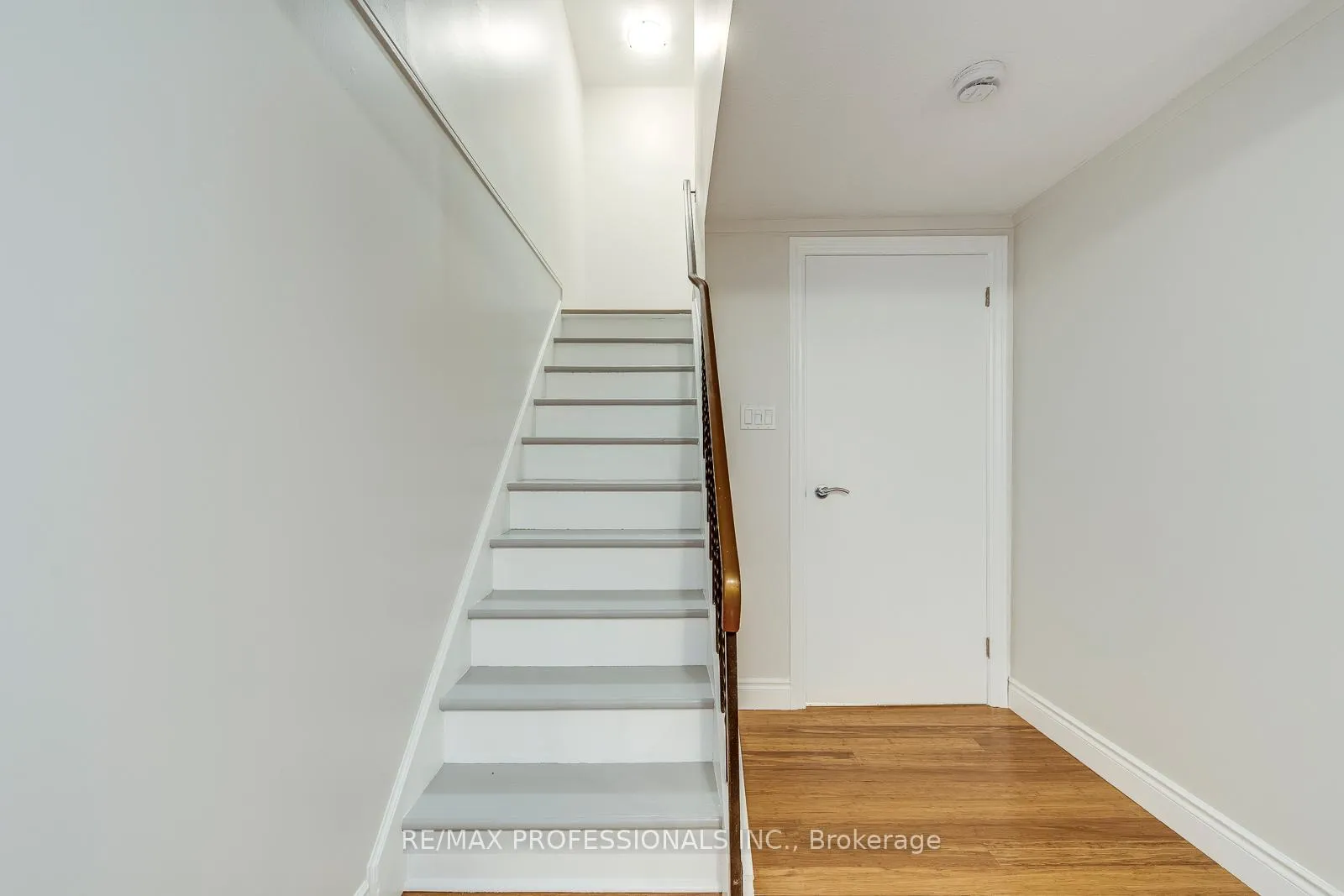 Photo 34 of Unit 18, 17 Centennial Park Road, Etobicoke, Eringate-Centennial-West Deane — HOMEH