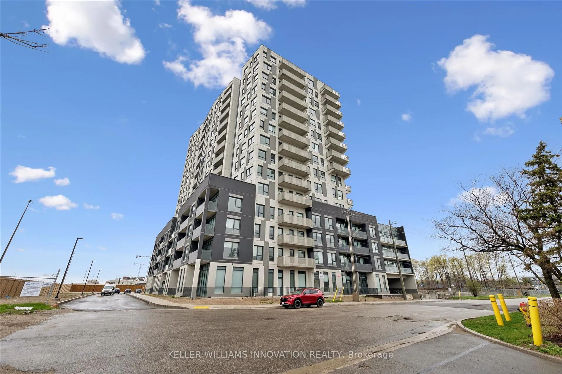 Photo 2 of Unit 214, 1333 Weber Street E, Kitchener, Stanley Park — HOMEH