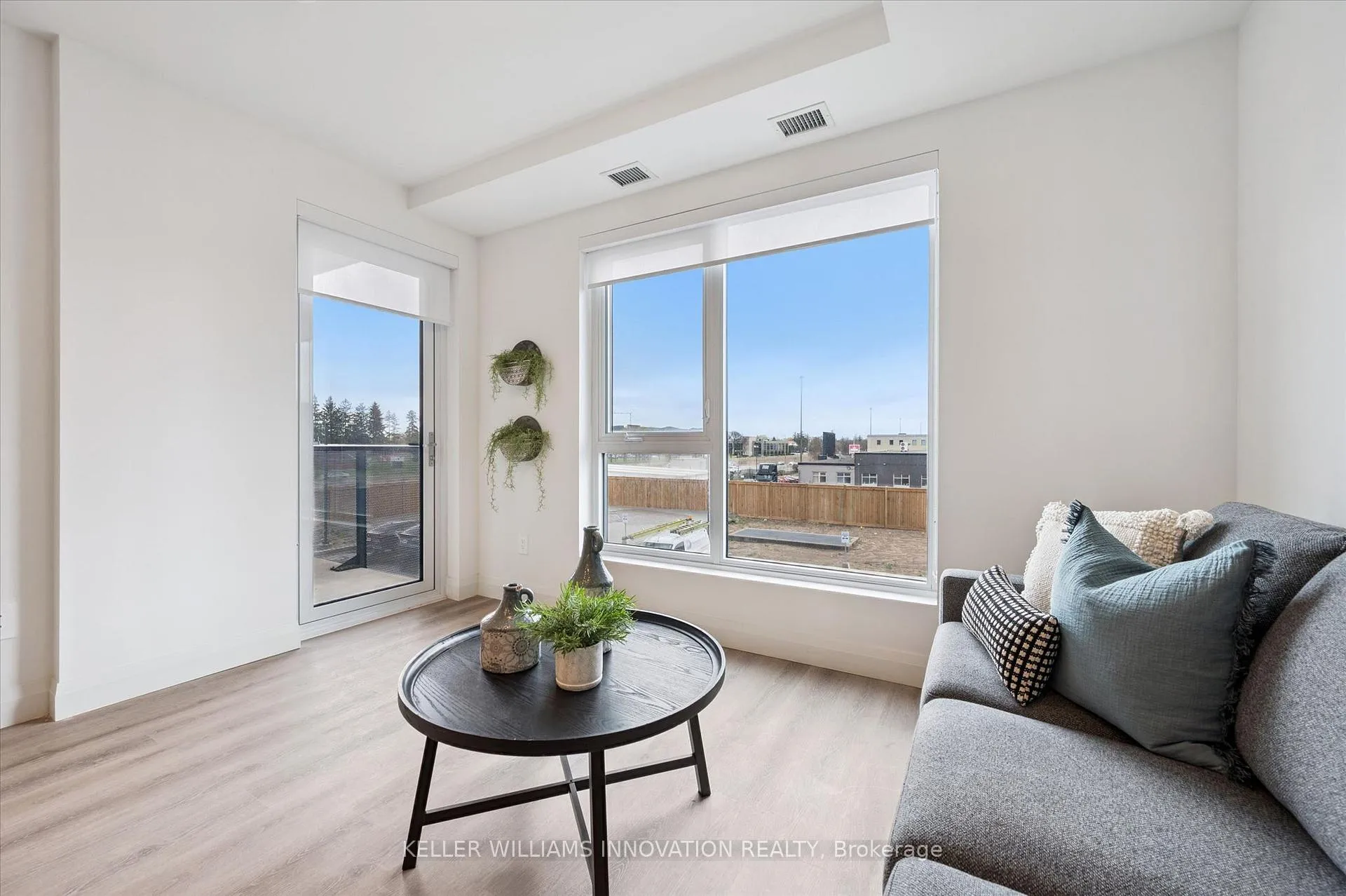Photo 11 of Unit 214, 1333 Weber Street E, Kitchener, Stanley Park — HOMEH