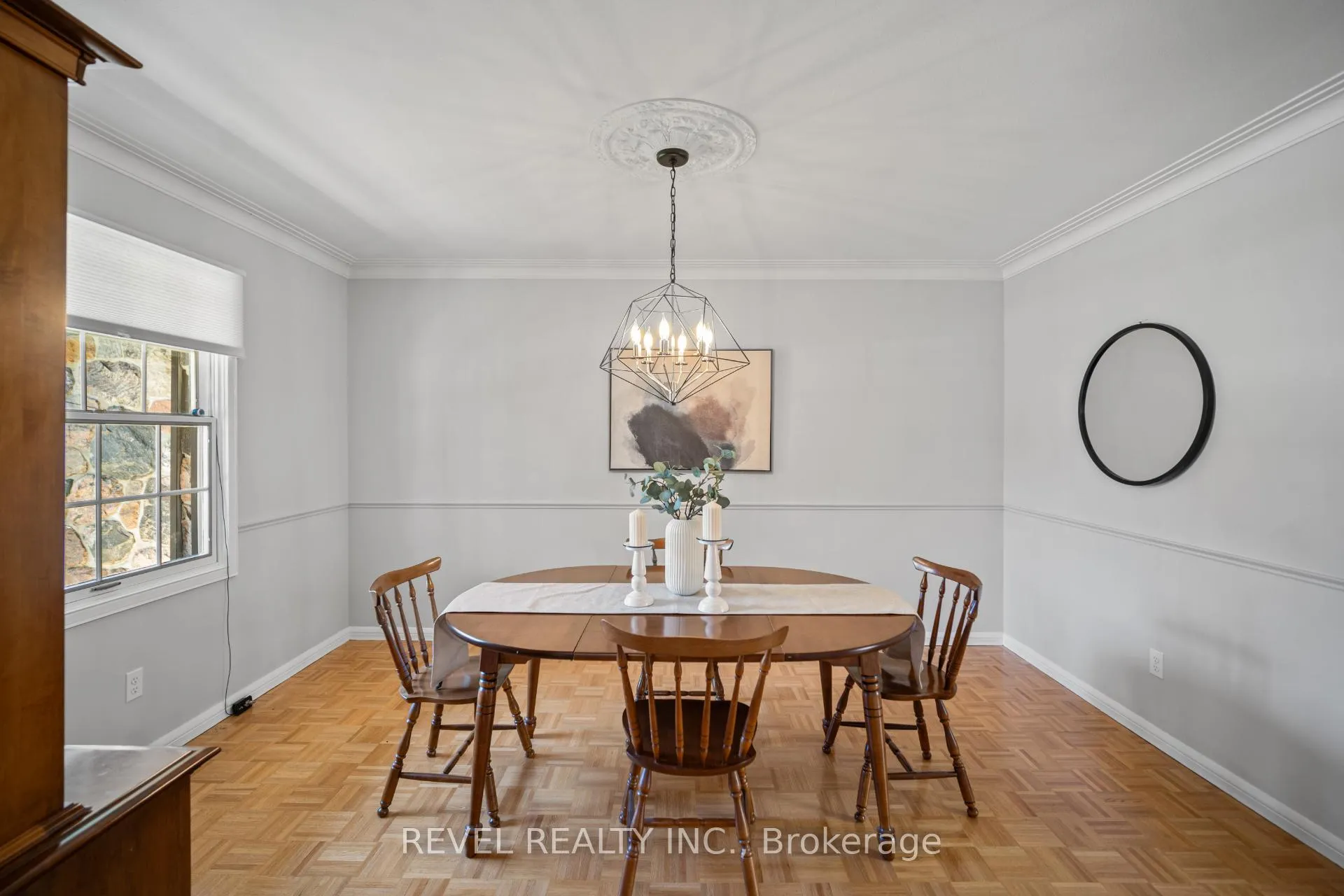 Photo 12 of 88 Culham Drive W, Cambridge — HOMEH