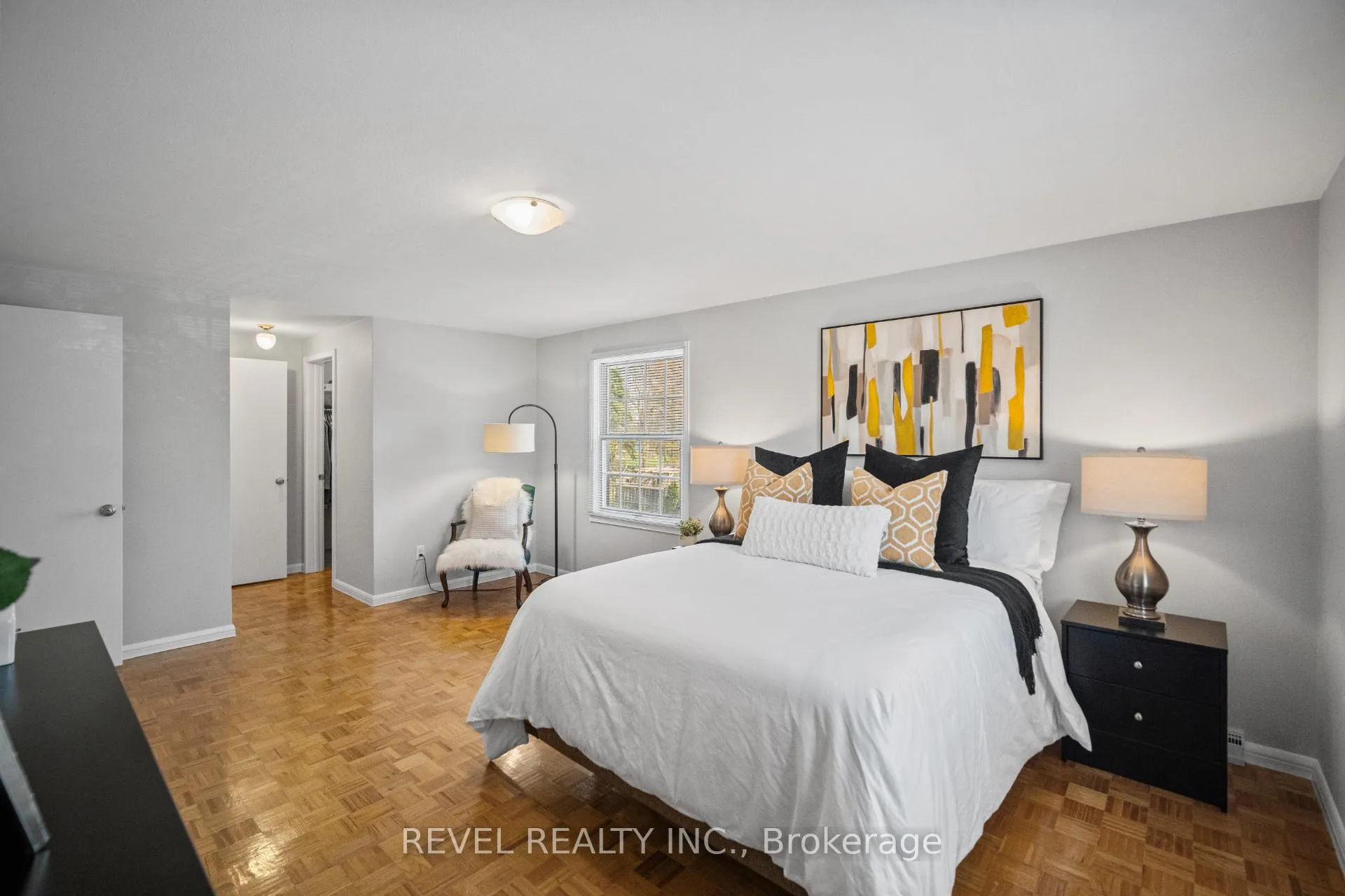 Photo 27 of 88 Culham Drive W, Cambridge — HOMEH