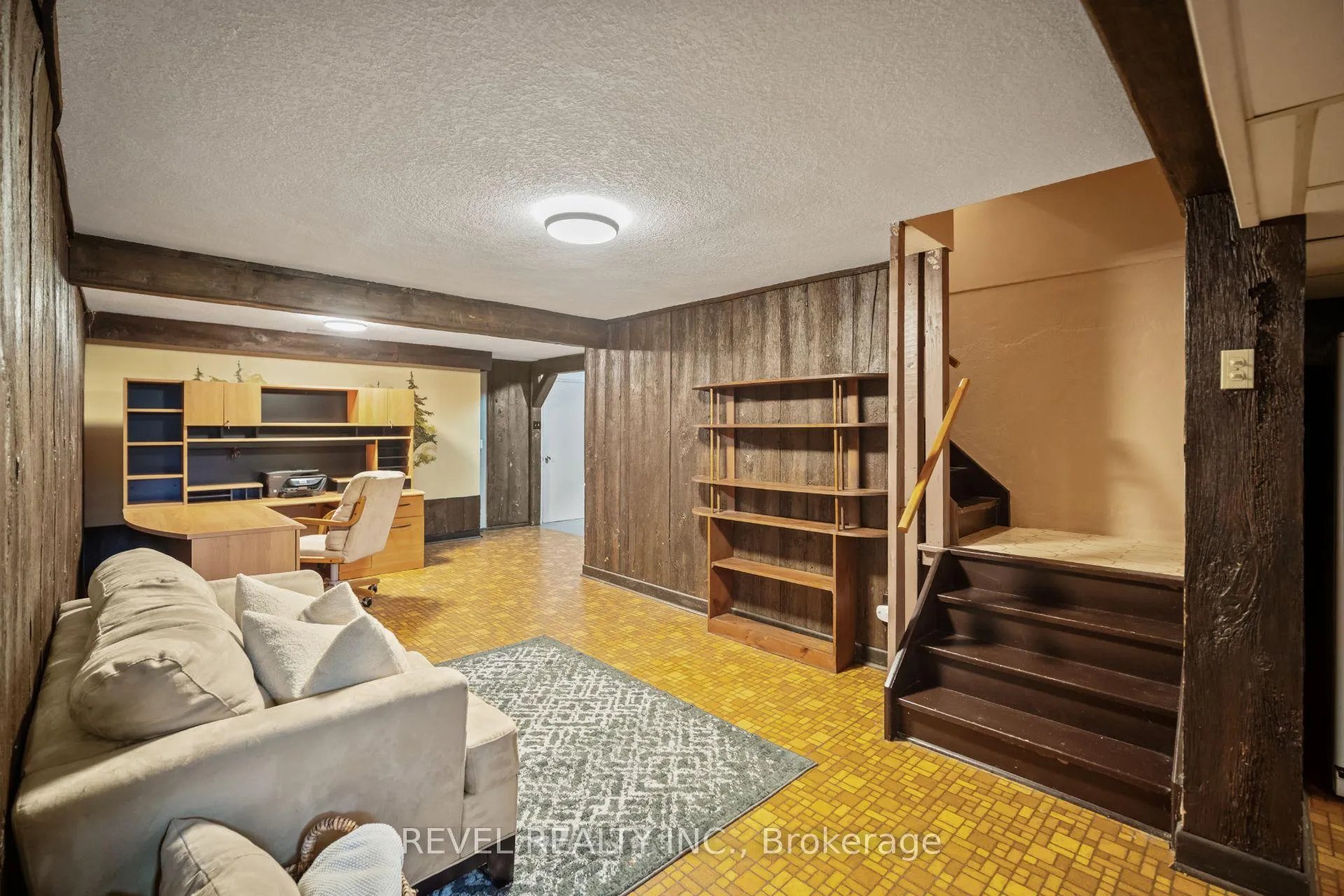 Photo 36 of 88 Culham Drive W, Cambridge — HOMEH