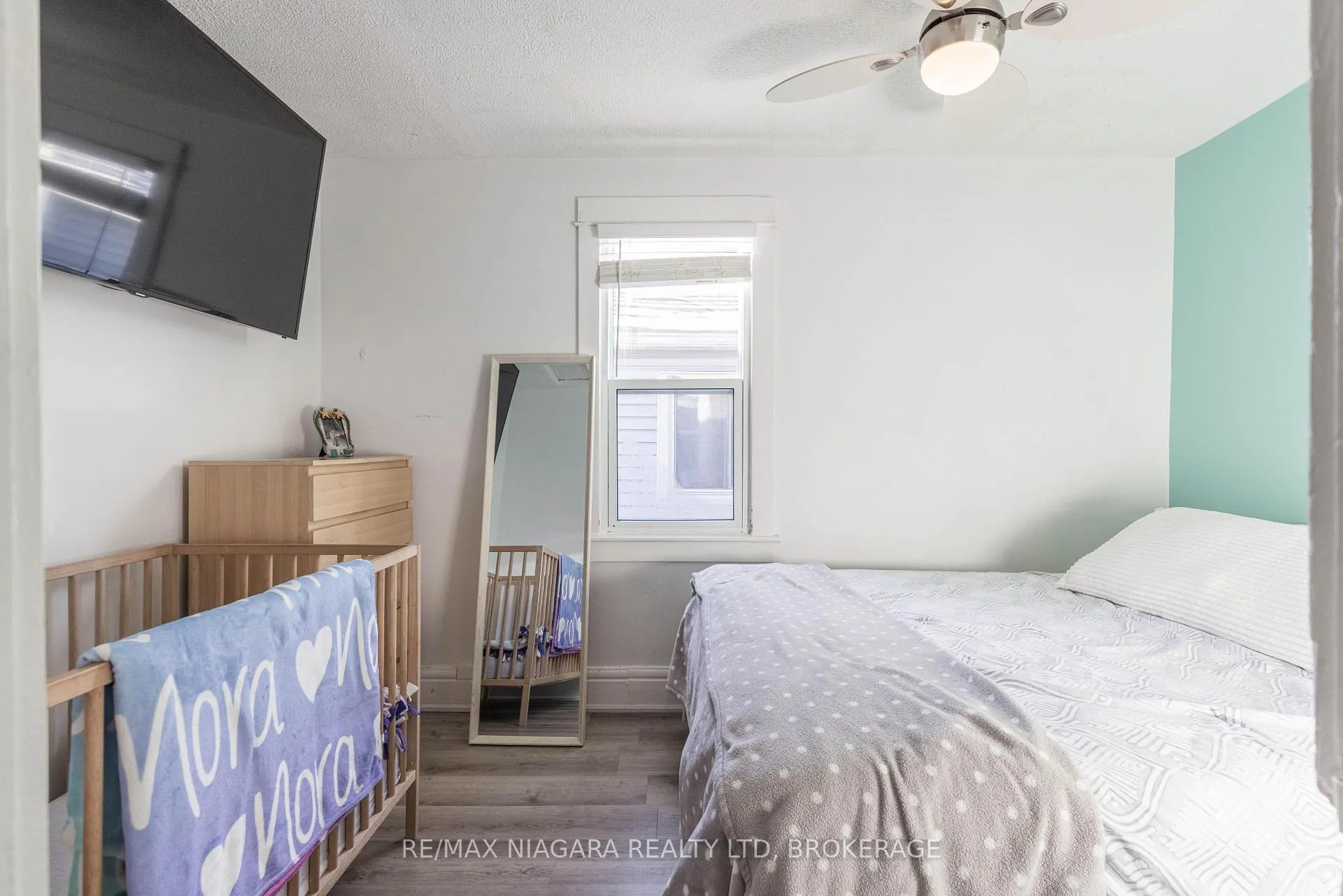 Photo 10 of 110 Mcalpine Avenue S, Welland, Lincoln/Crowland — HOMEH