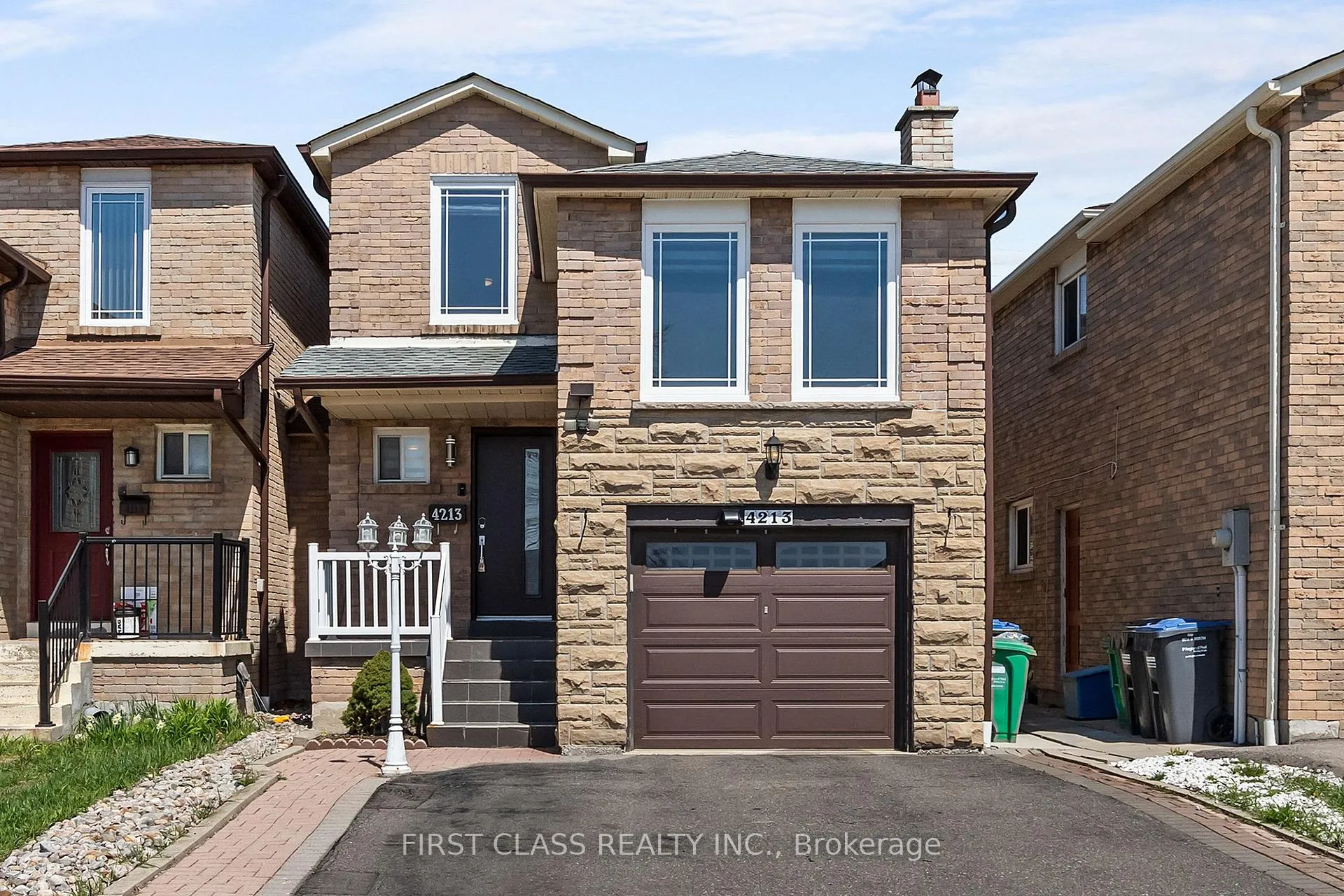 Front of 4213 Beacon Lane