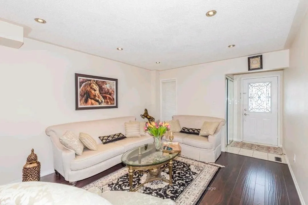Photo 2 of 24 Fordwich Boulevard, Brampton, Northwest Sandalwood Parkway — HOMEH