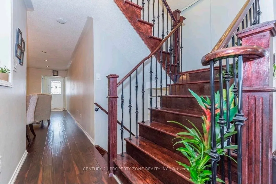 Photo 4 of 24 Fordwich Boulevard, Brampton, Northwest Sandalwood Parkway — HOMEH