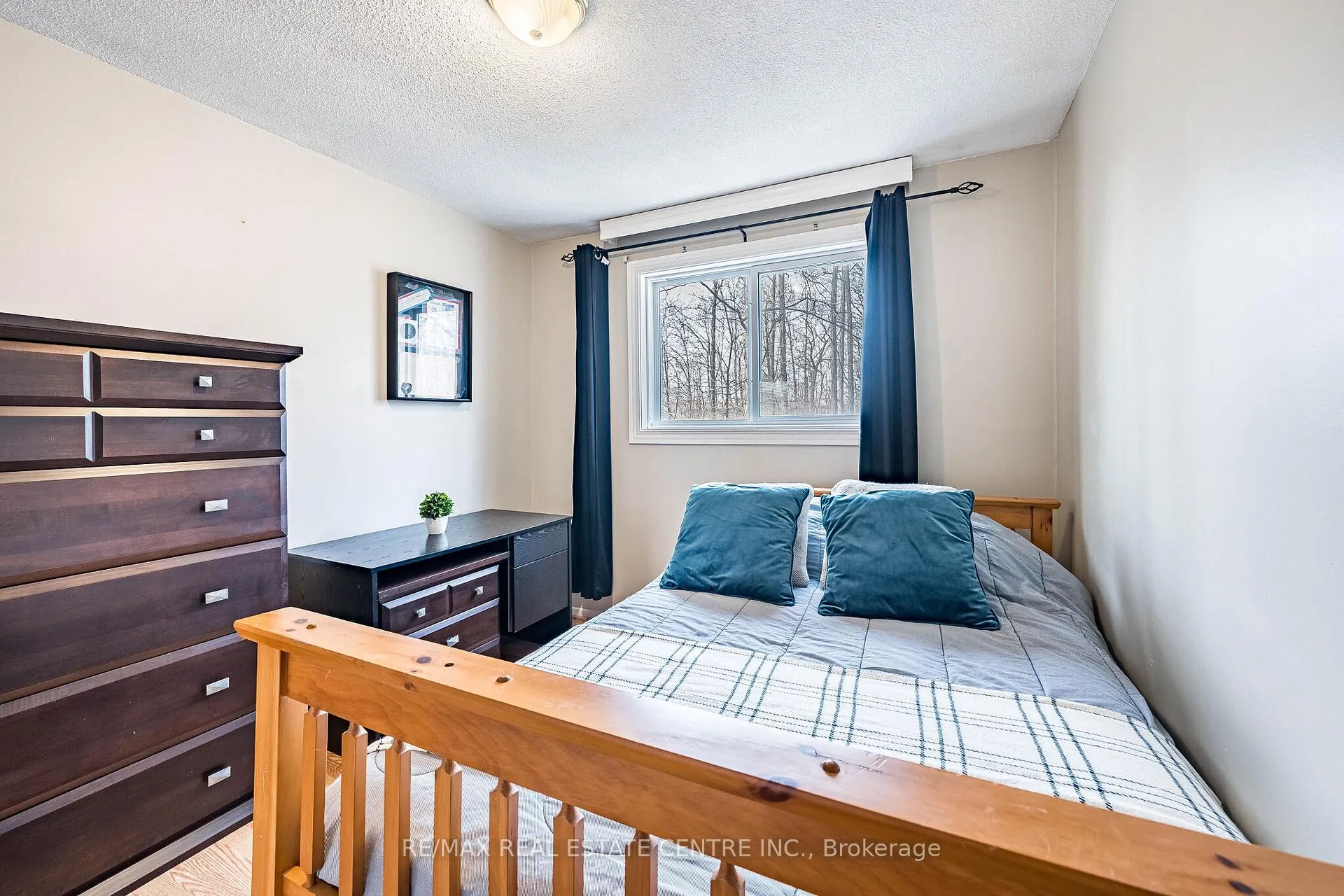 Photo 20 of 7 Morley Crescent, Brampton, Central Park — HOMEH